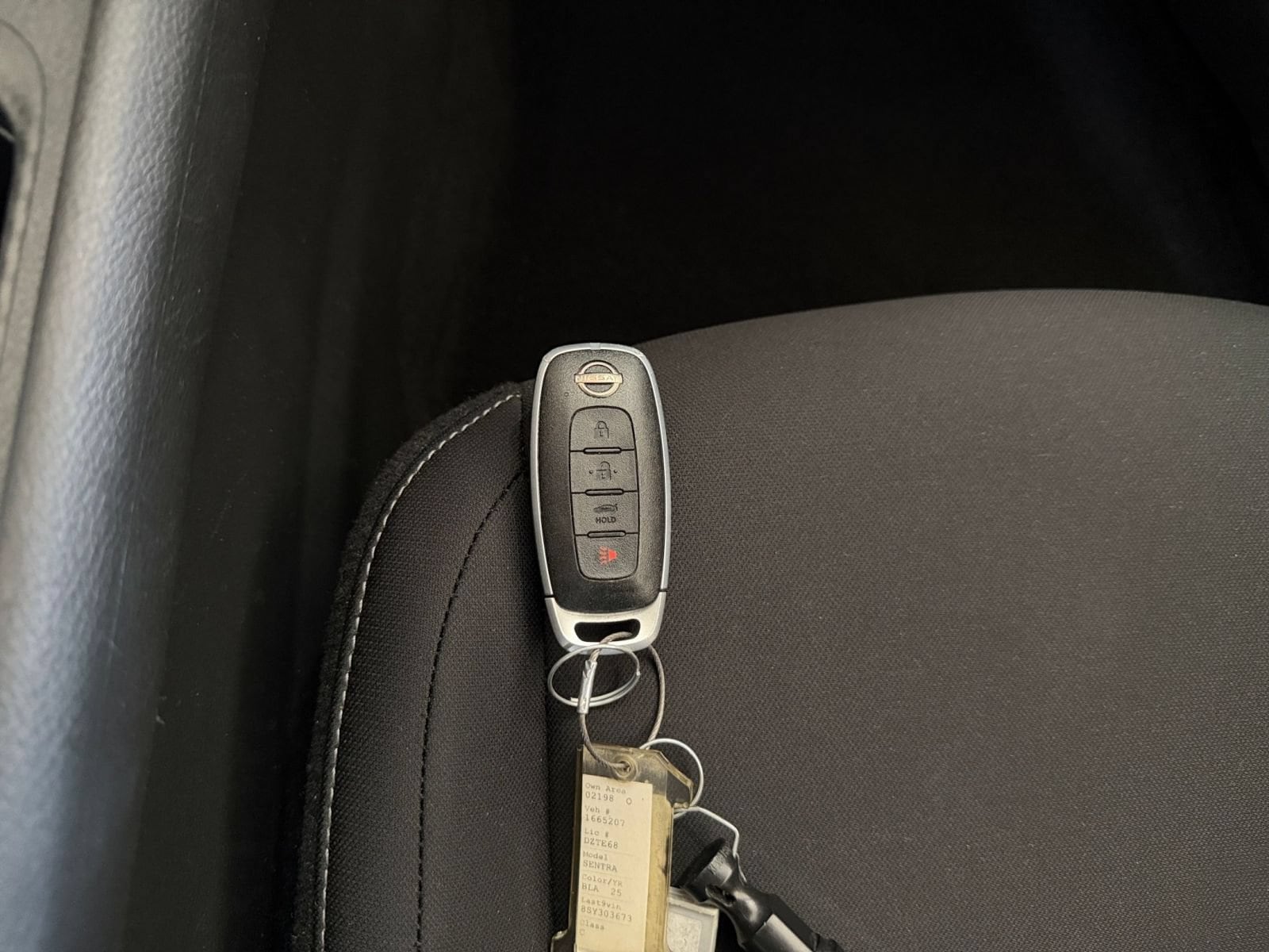 2025 Nissan Sentra SV - Photo 18