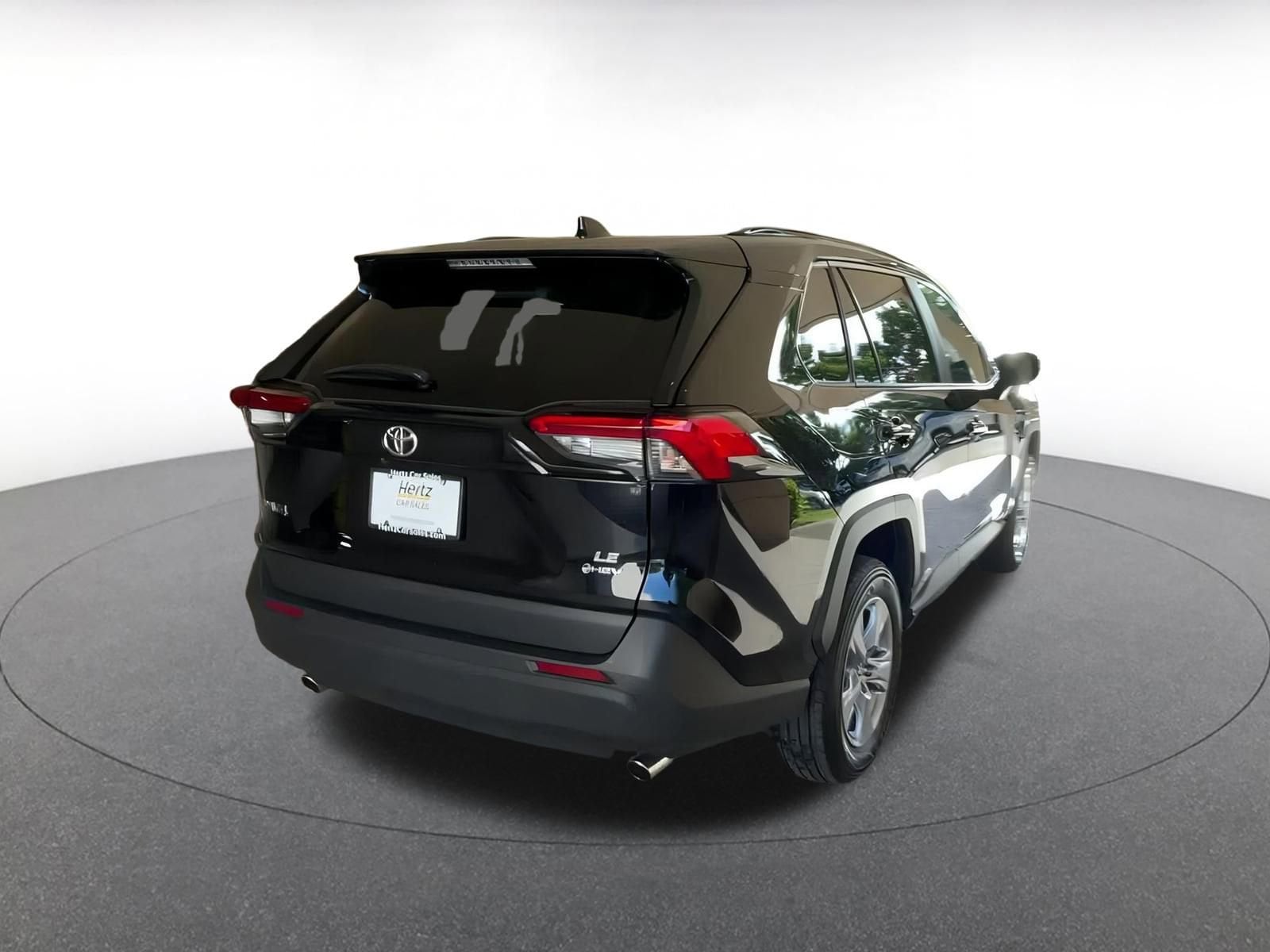 Thumbnail: 2025 Toyota RAV4 - 22