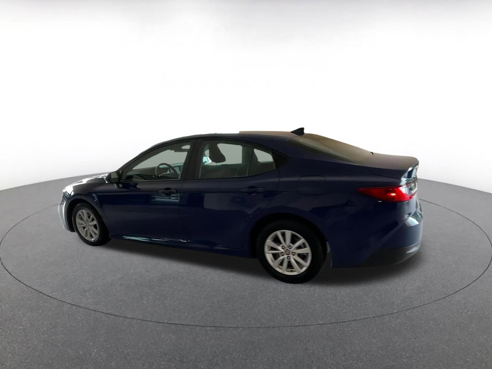 Thumbnail: 2025 Toyota Camry - 9