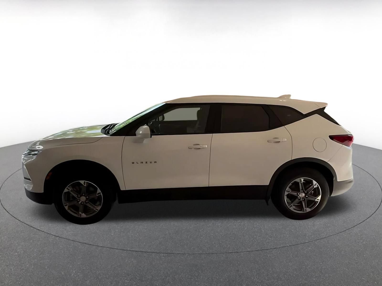 Thumbnail: 2026 Chevrolet Blazer - 9