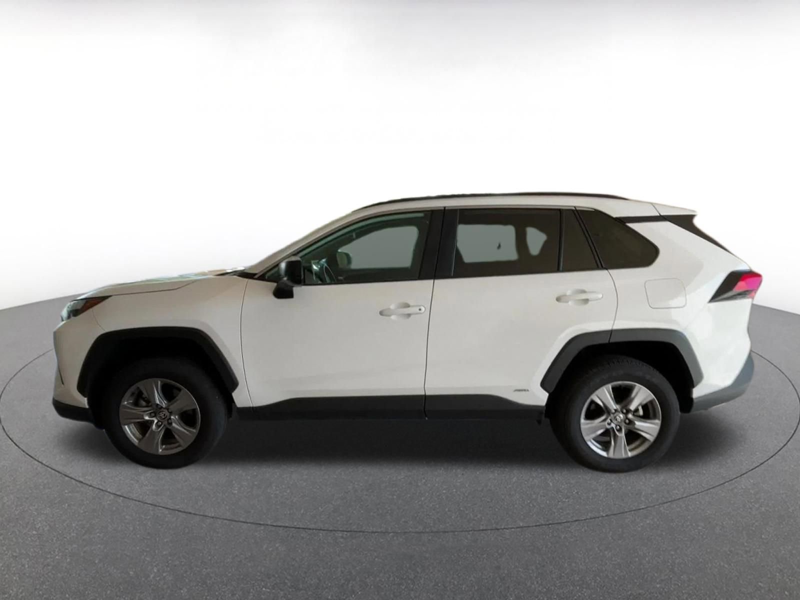 Thumbnail: 2025 Toyota RAV4 - 9