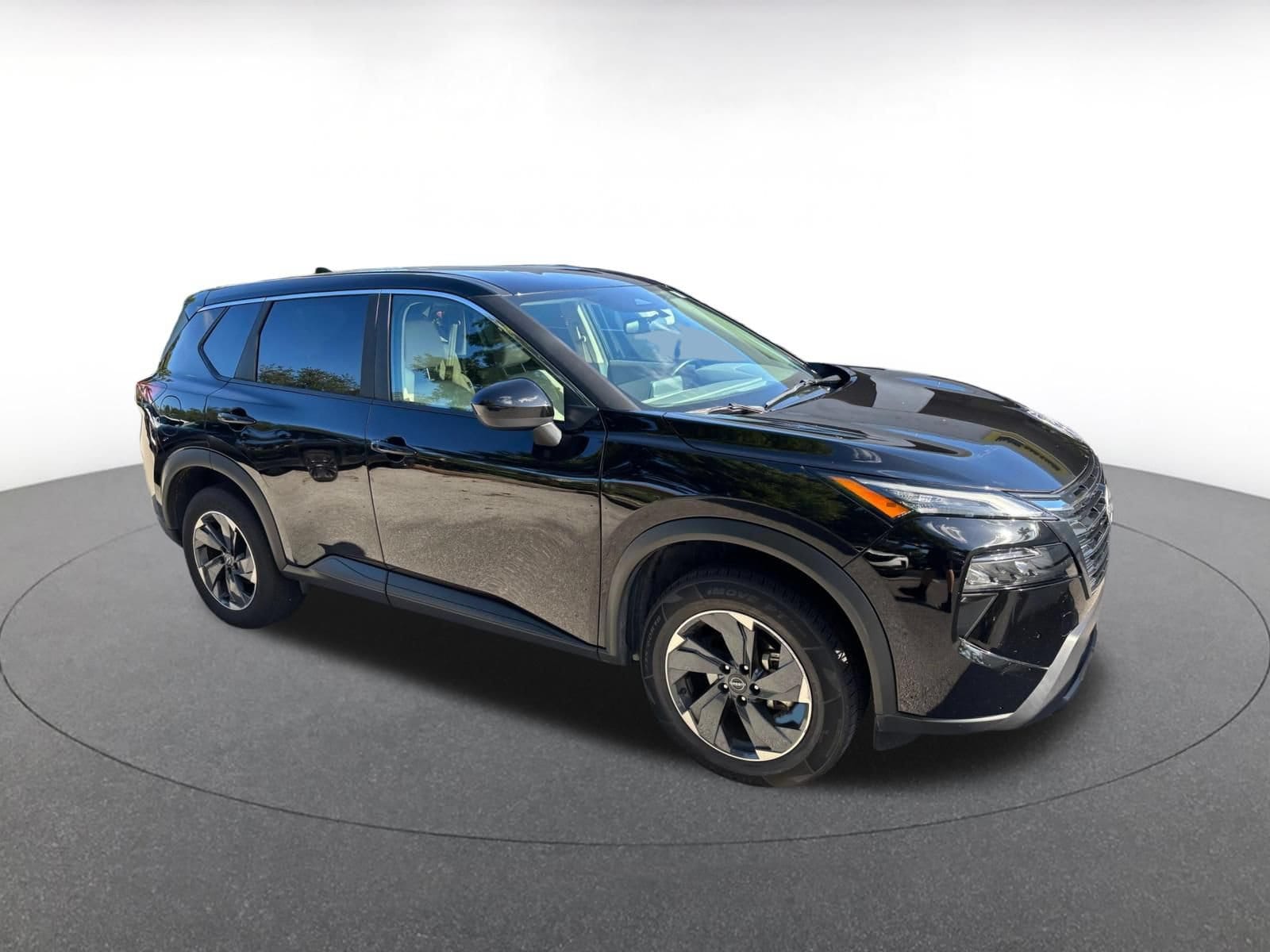 Thumbnail: 2025 Nissan Rogue - 3