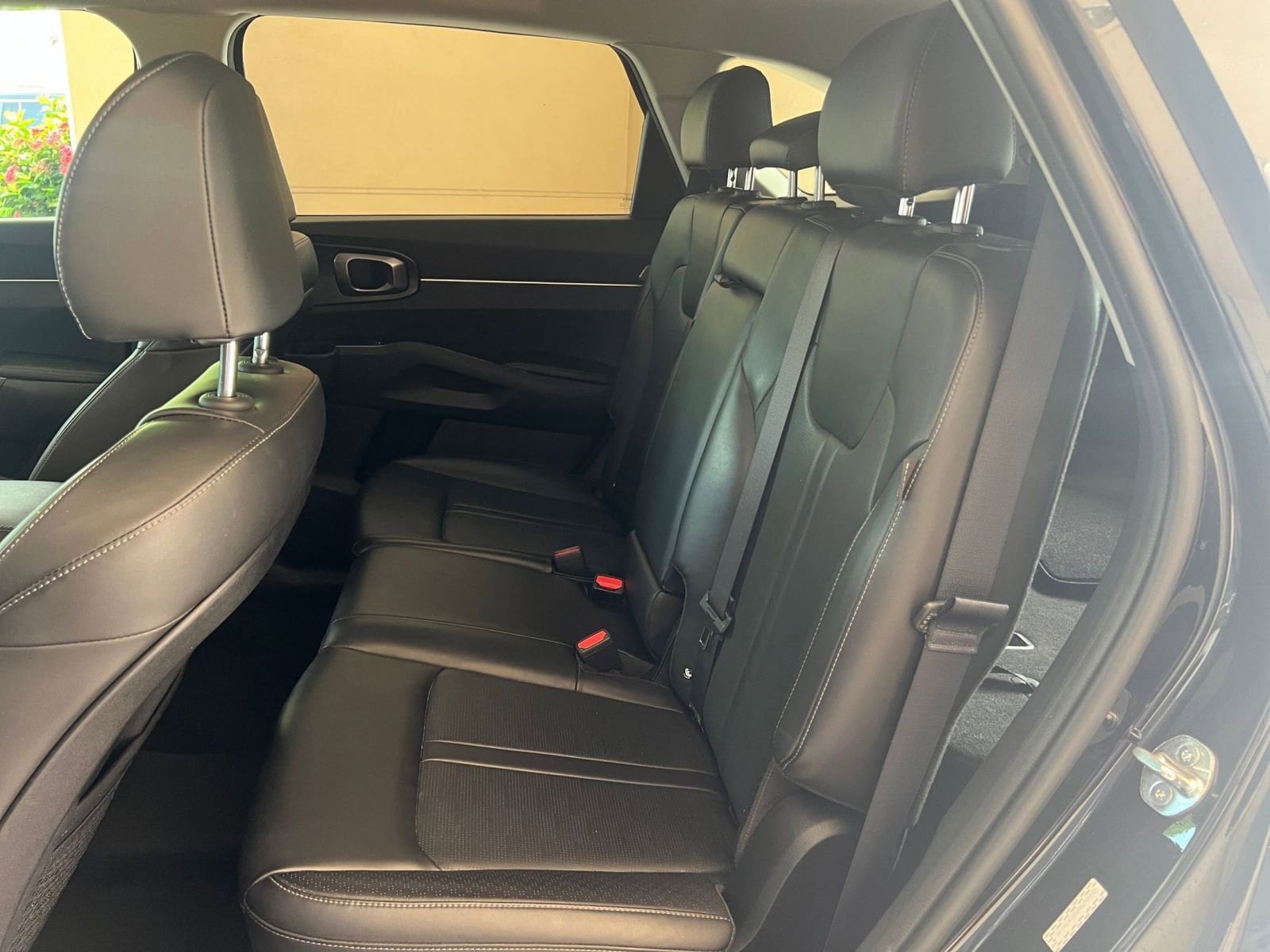 2024 Kia Sorento S 16