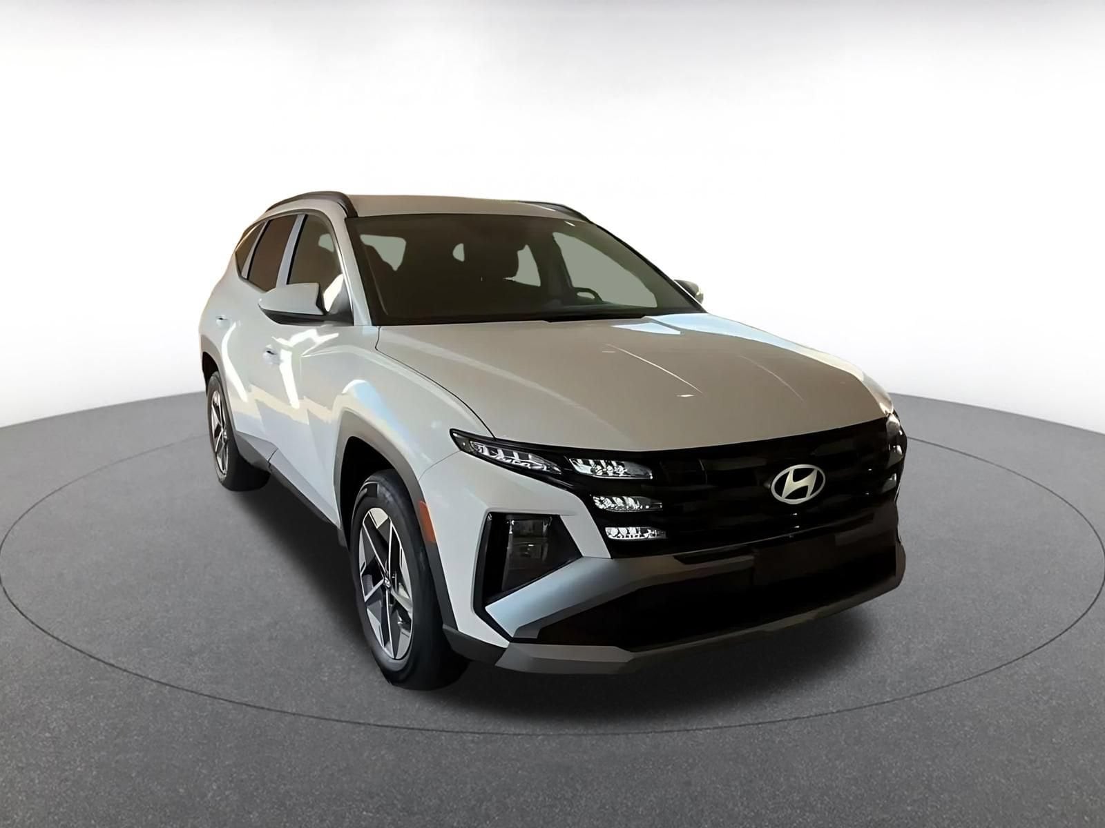 Thumbnail: 2026 Hyundai Tucson - 3