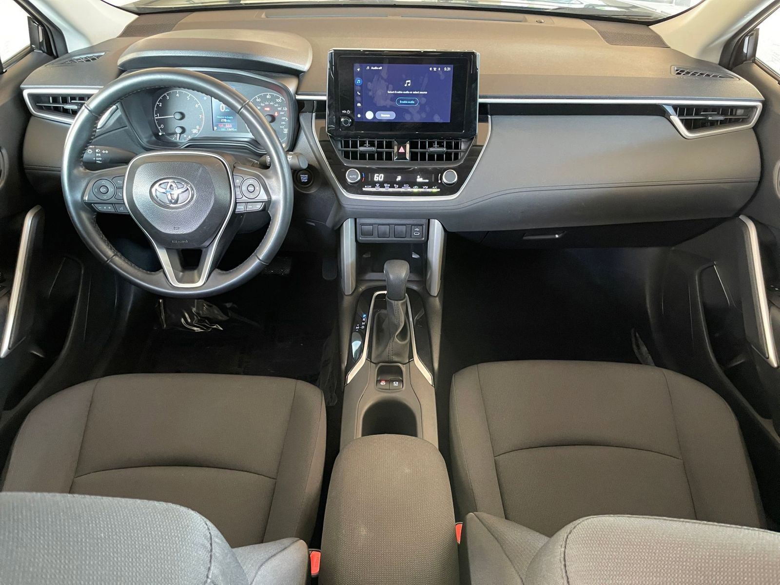 Thumbnail: 2025 Toyota Corolla Cross - 32