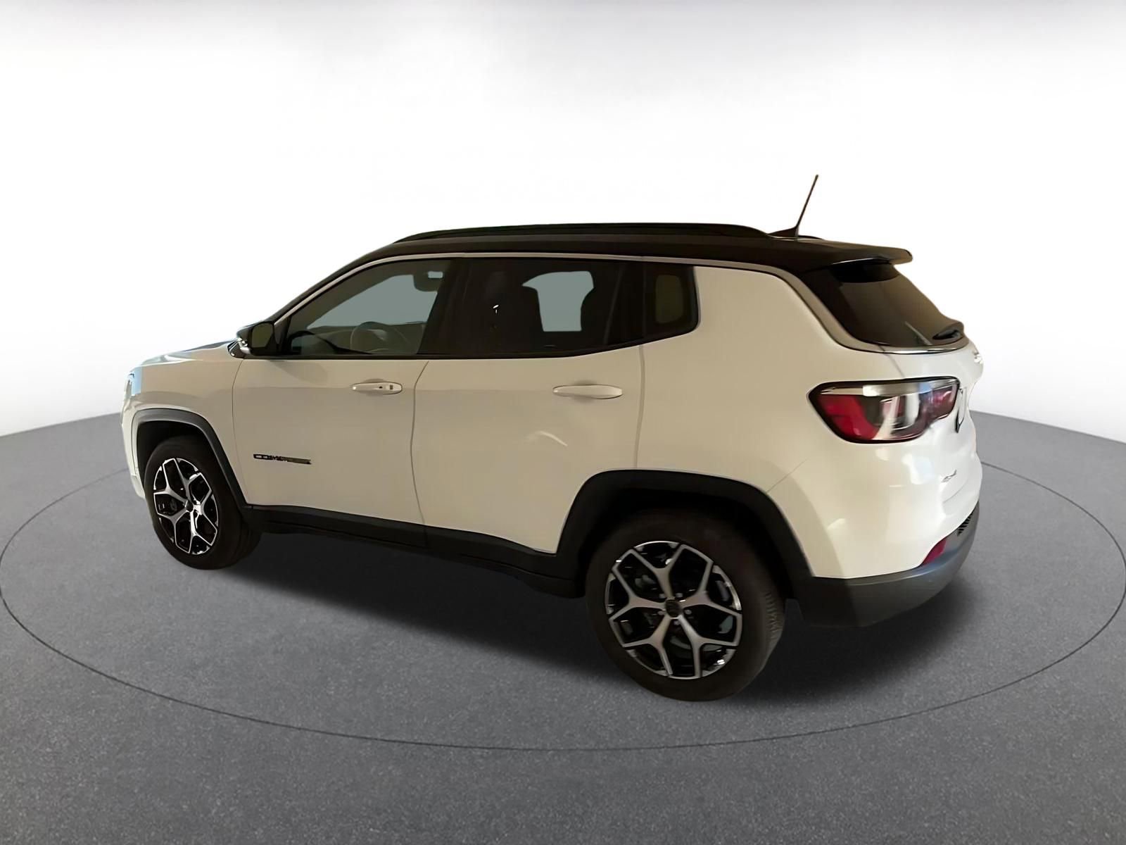 Thumbnail: 2025 Jeep Compass - 10