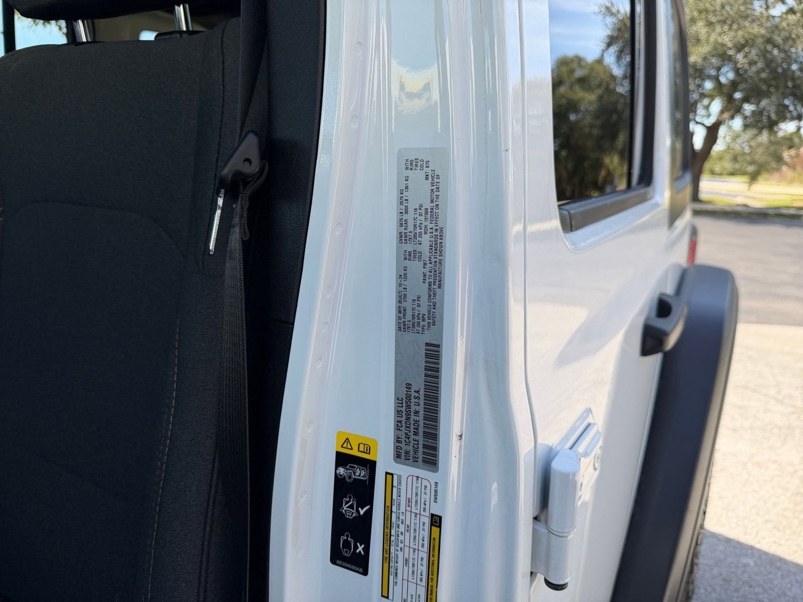 Thumbnail: 2025 Jeep Wrangler - 22