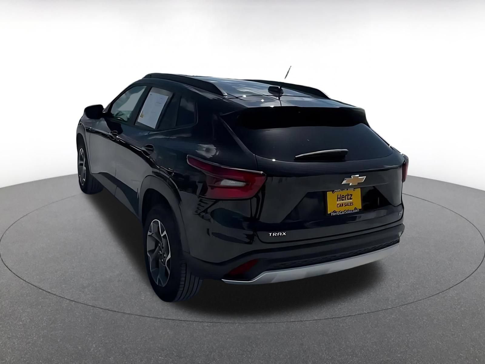 Thumbnail: 2025 Chevrolet Trax - 9
