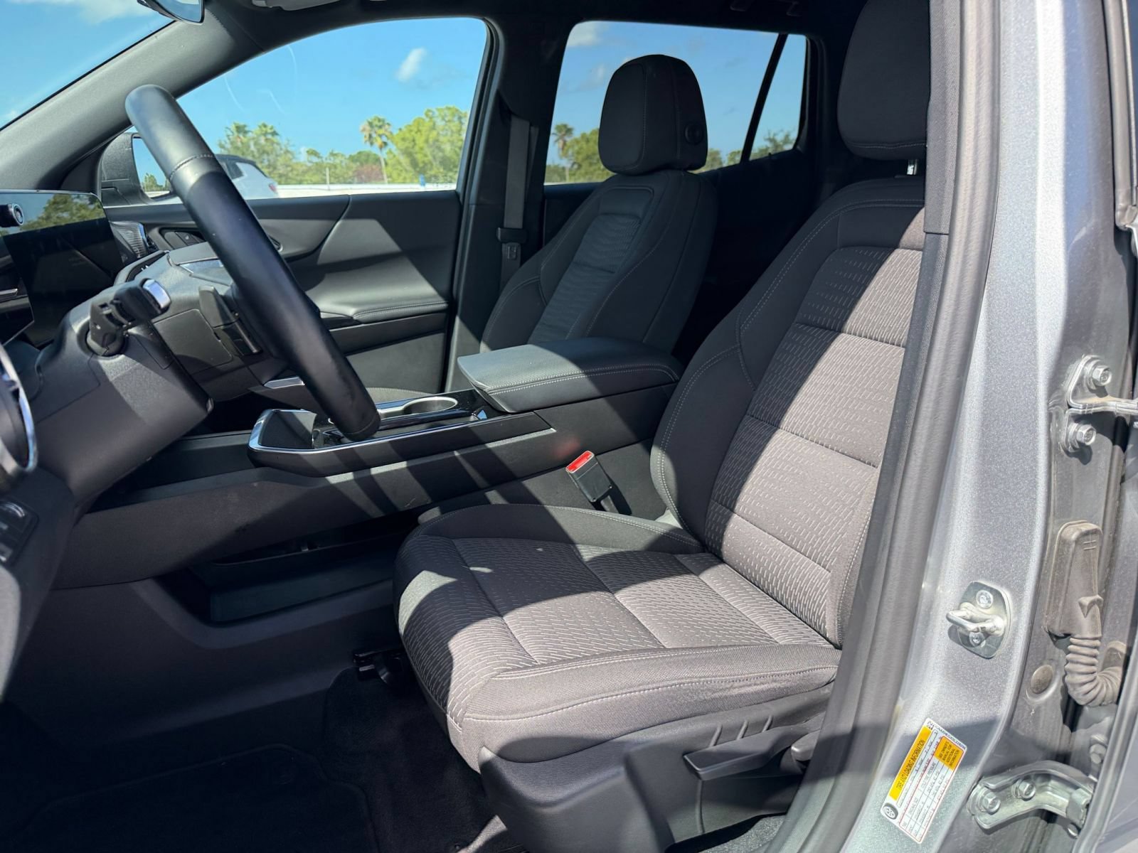 Thumbnail: 2025 Chevrolet Equinox - 18