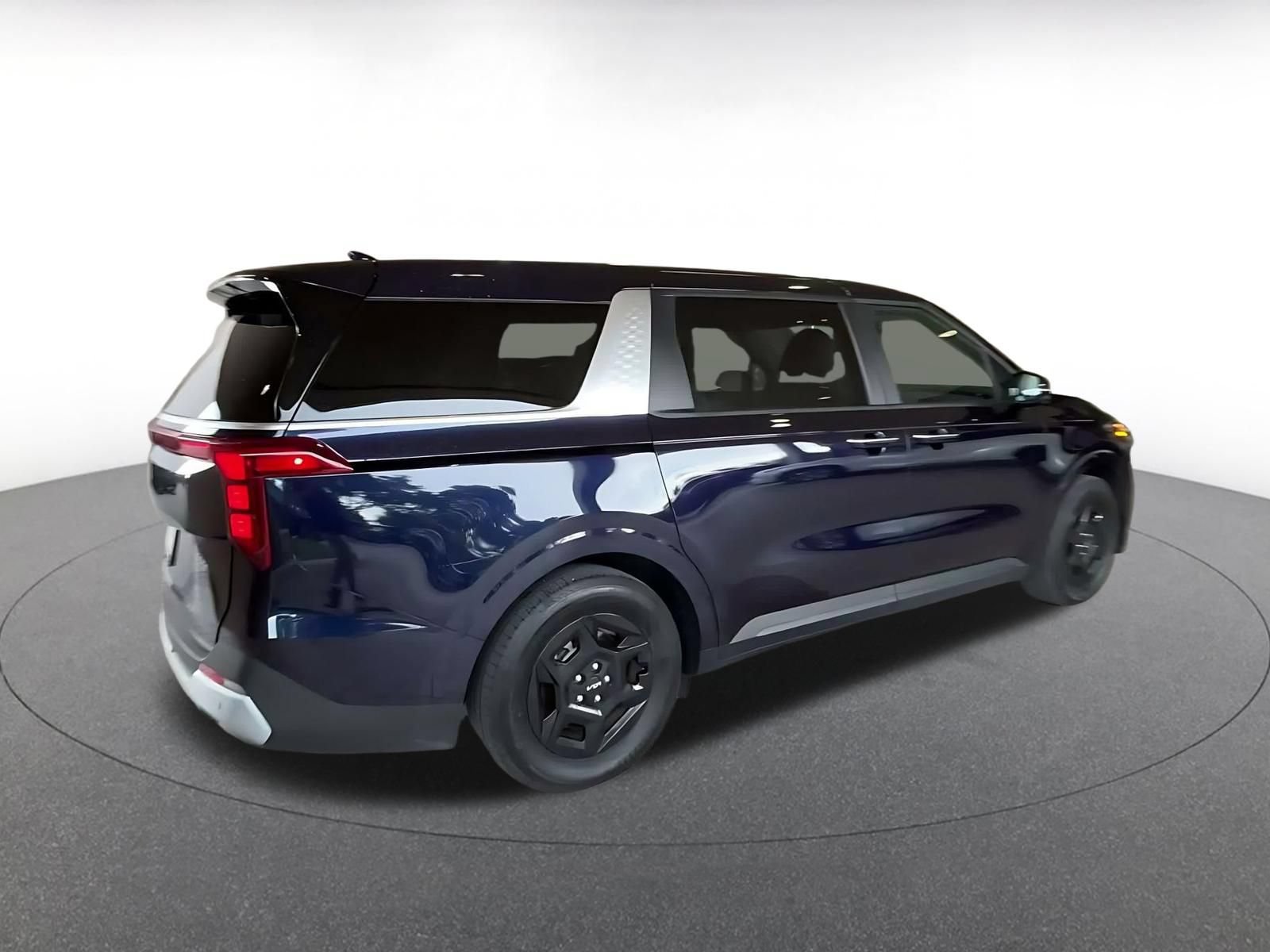 Thumbnail: 2026 Kia Carnival - 13