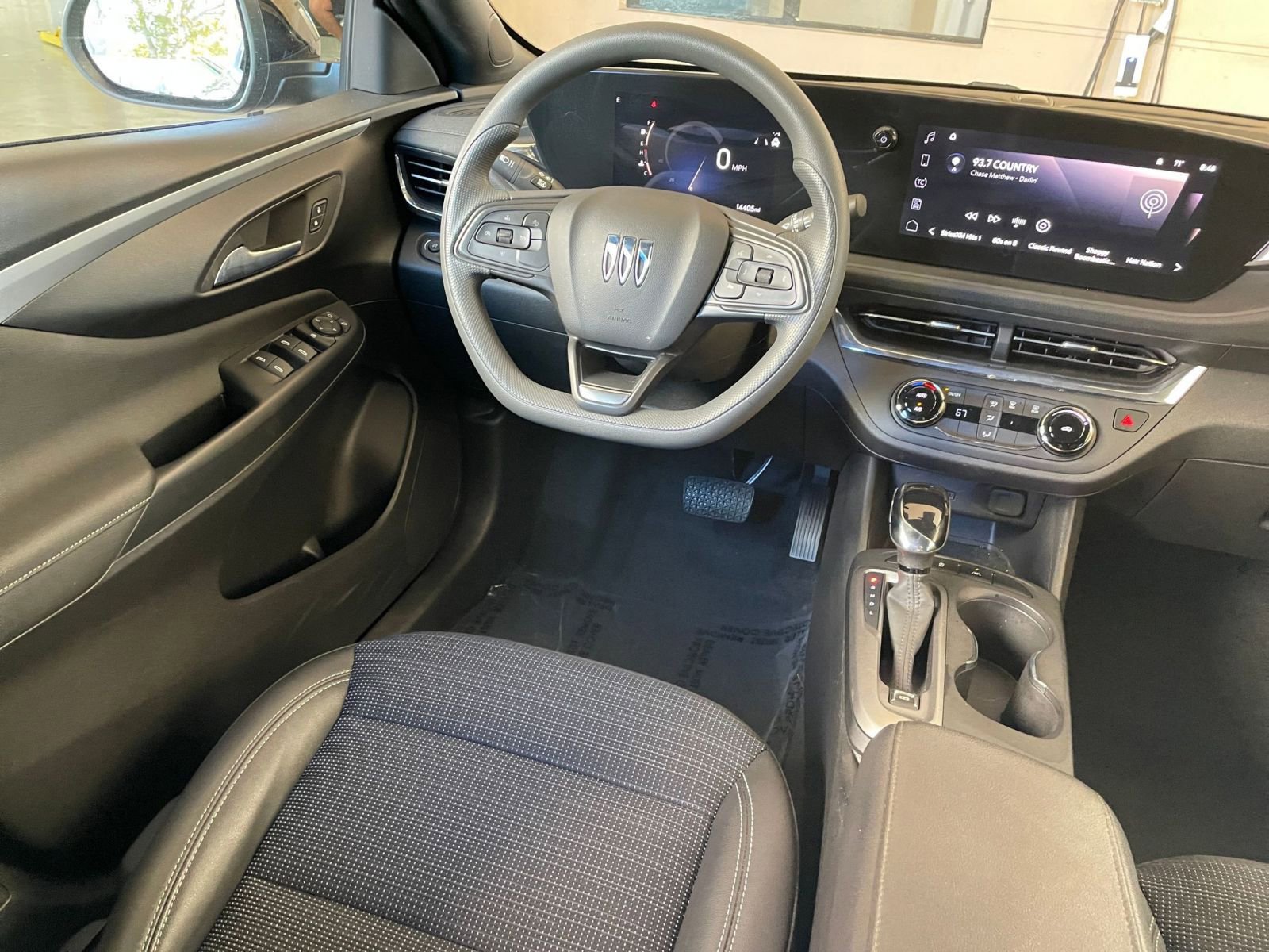 Thumbnail: 2025 Buick Envista - 32