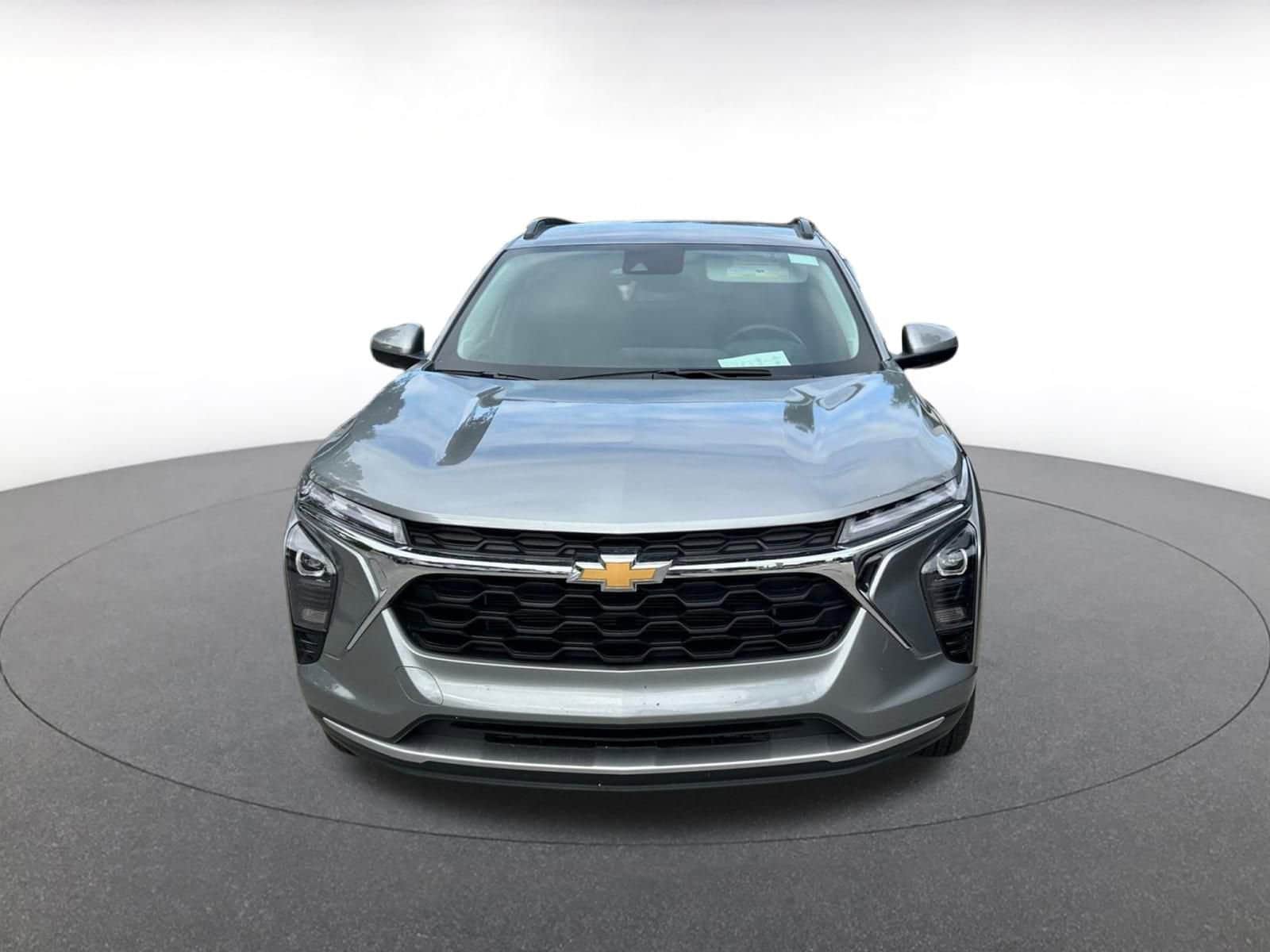 Thumbnail: 2025 Chevrolet Trax - 2