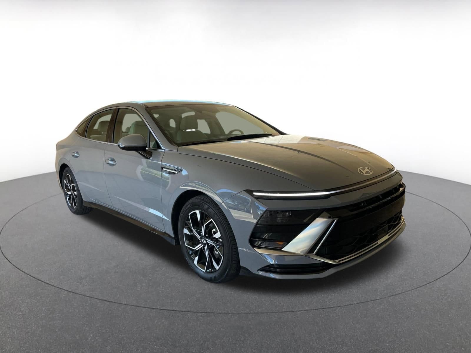 Thumbnail: 2025 Hyundai Sonata - 1