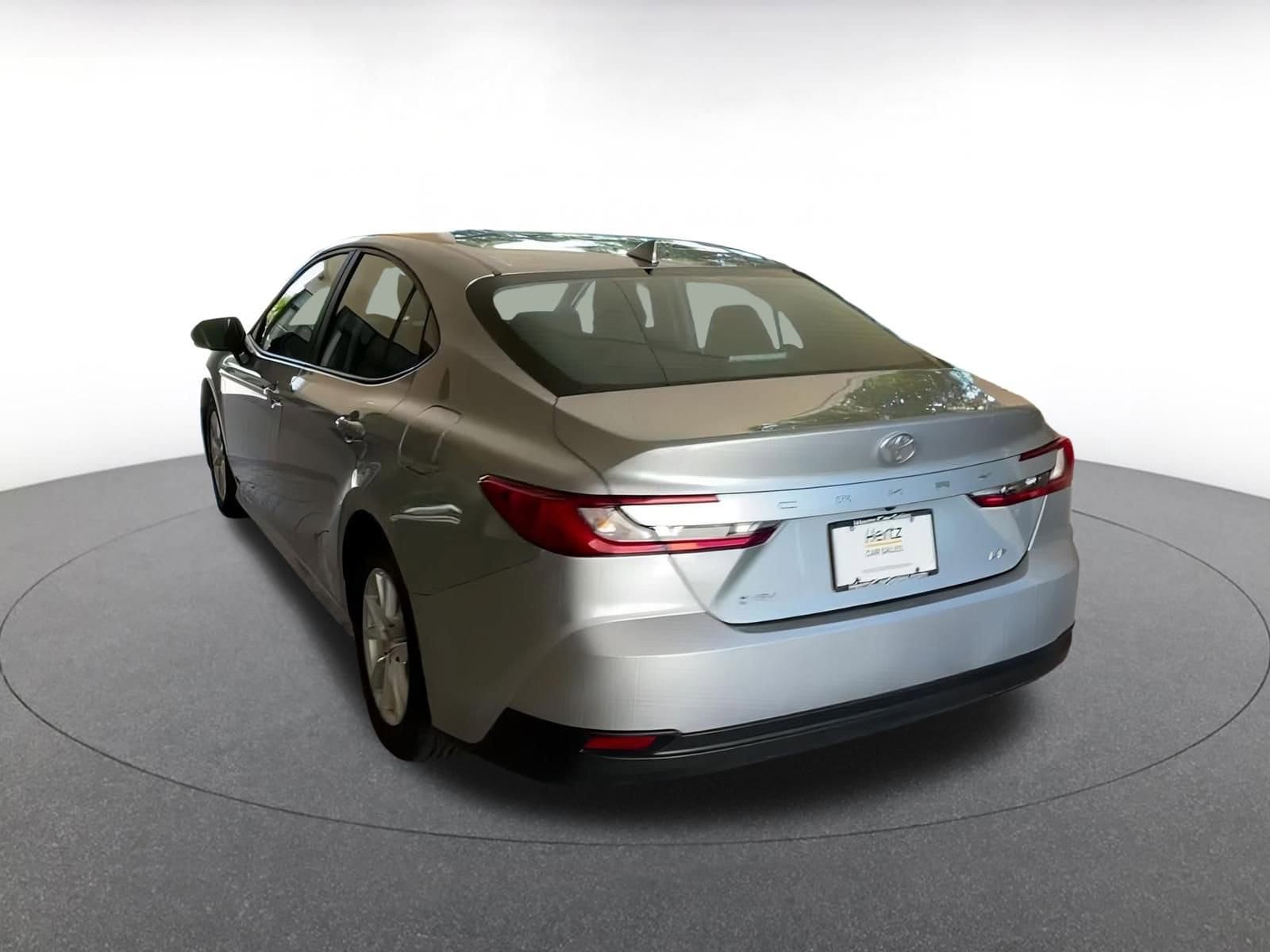 Thumbnail: 2025 Toyota Camry - 11