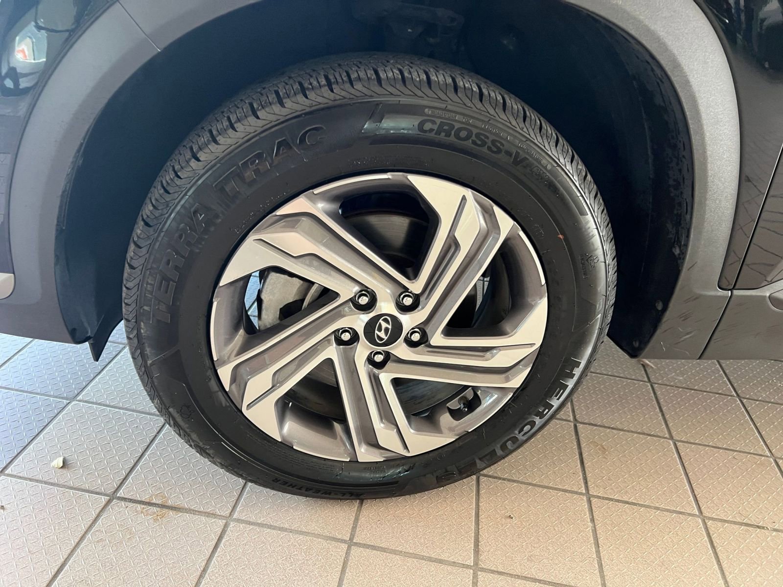 Thumbnail: 2023 Hyundai Santa Fe - 32