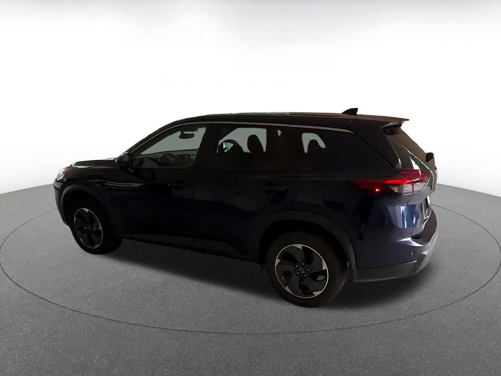 Thumbnail: 2025 Nissan Rogue - 10