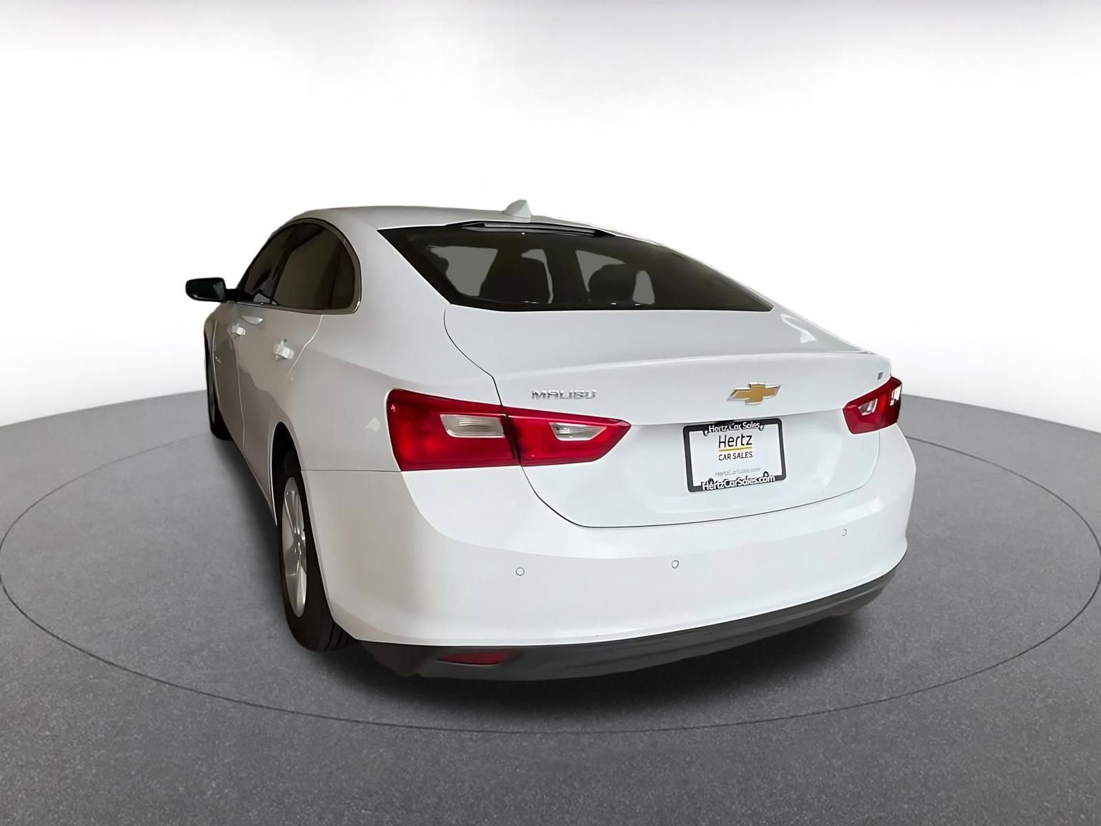 Thumbnail: 2023 Chevrolet Malibu - 11