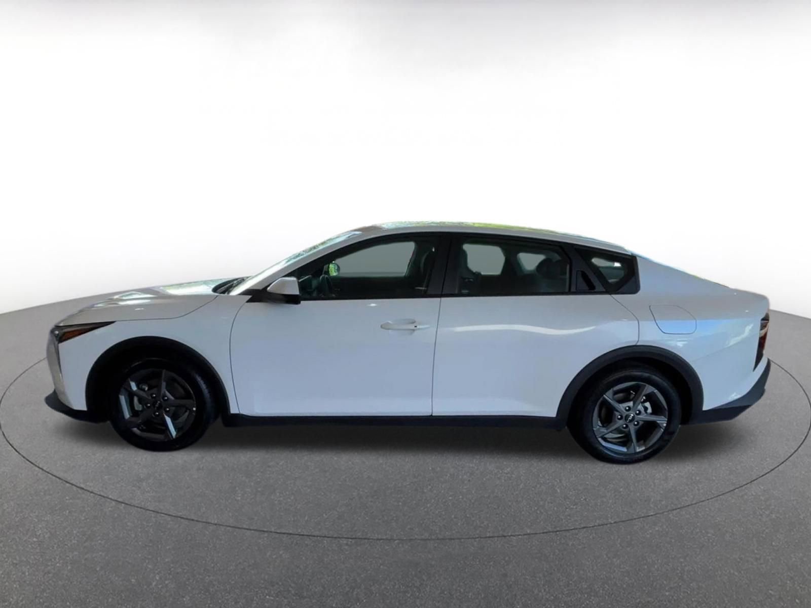 Thumbnail: 2025 Kia K4 - 8