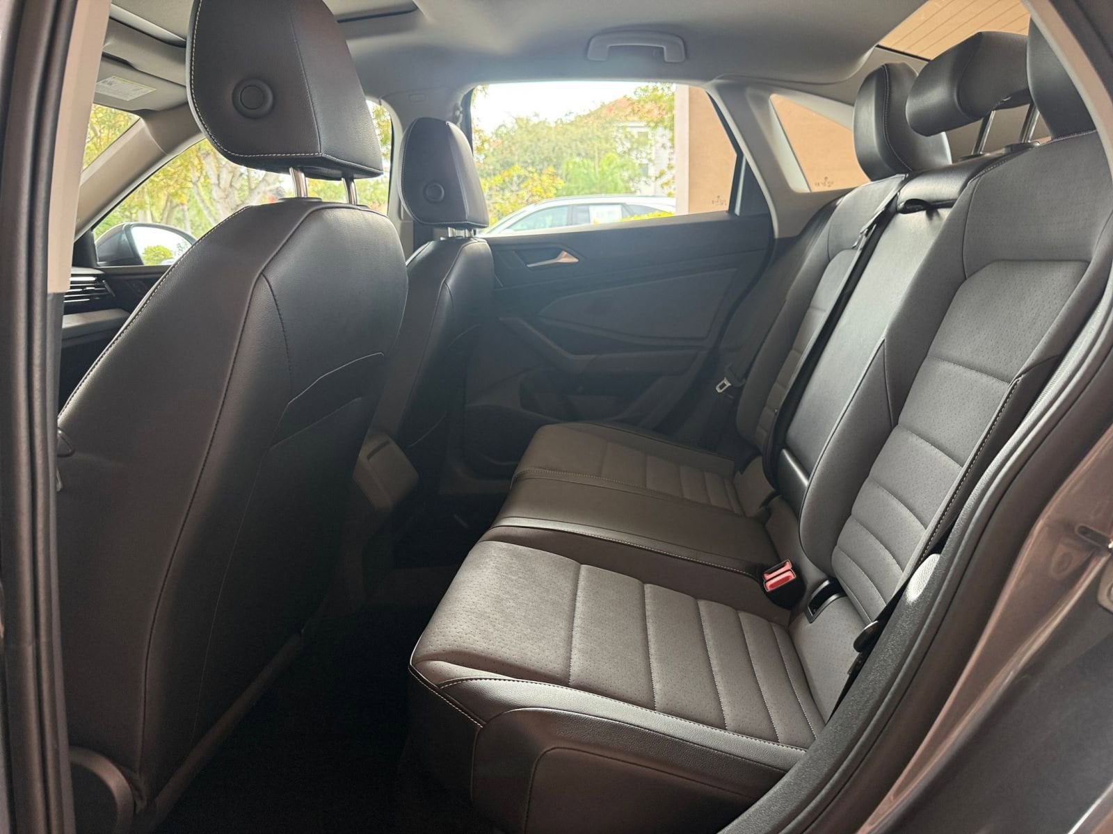 Thumbnail: 2025 Volkswagen Jetta - 20