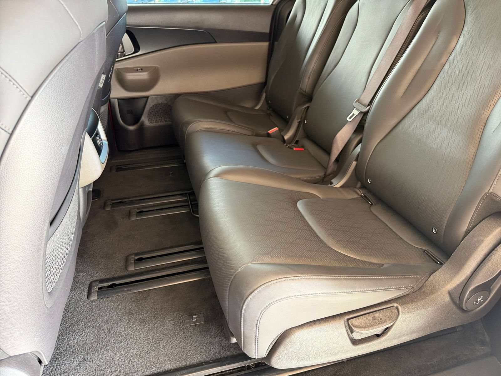 Thumbnail: 2026 Kia Carnival - 28