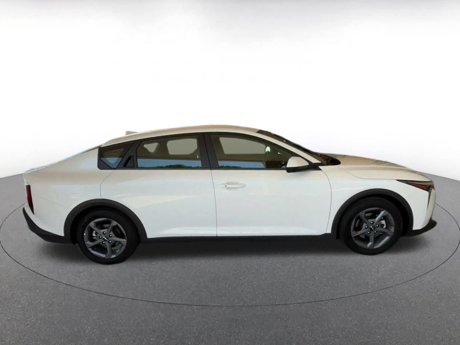 Thumbnail: 2025 Kia K4 - 15