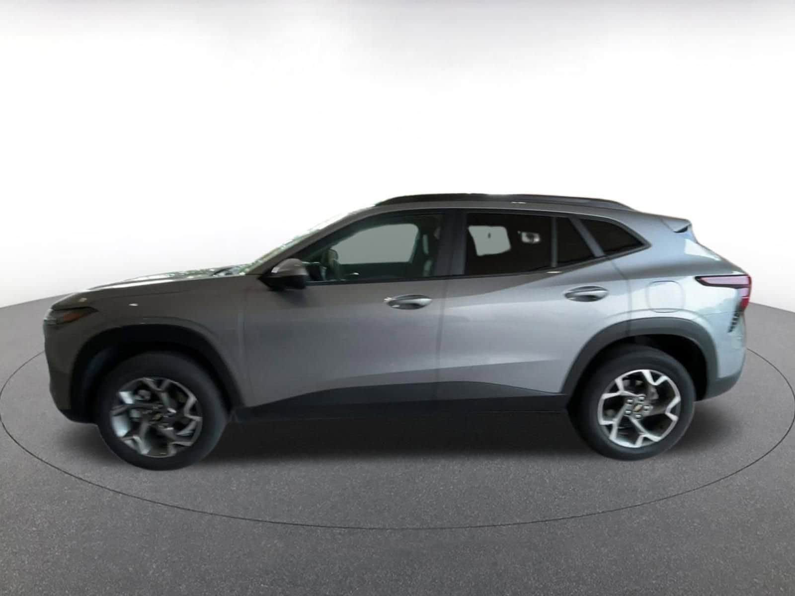 Thumbnail: 2025 Chevrolet Trax - 9