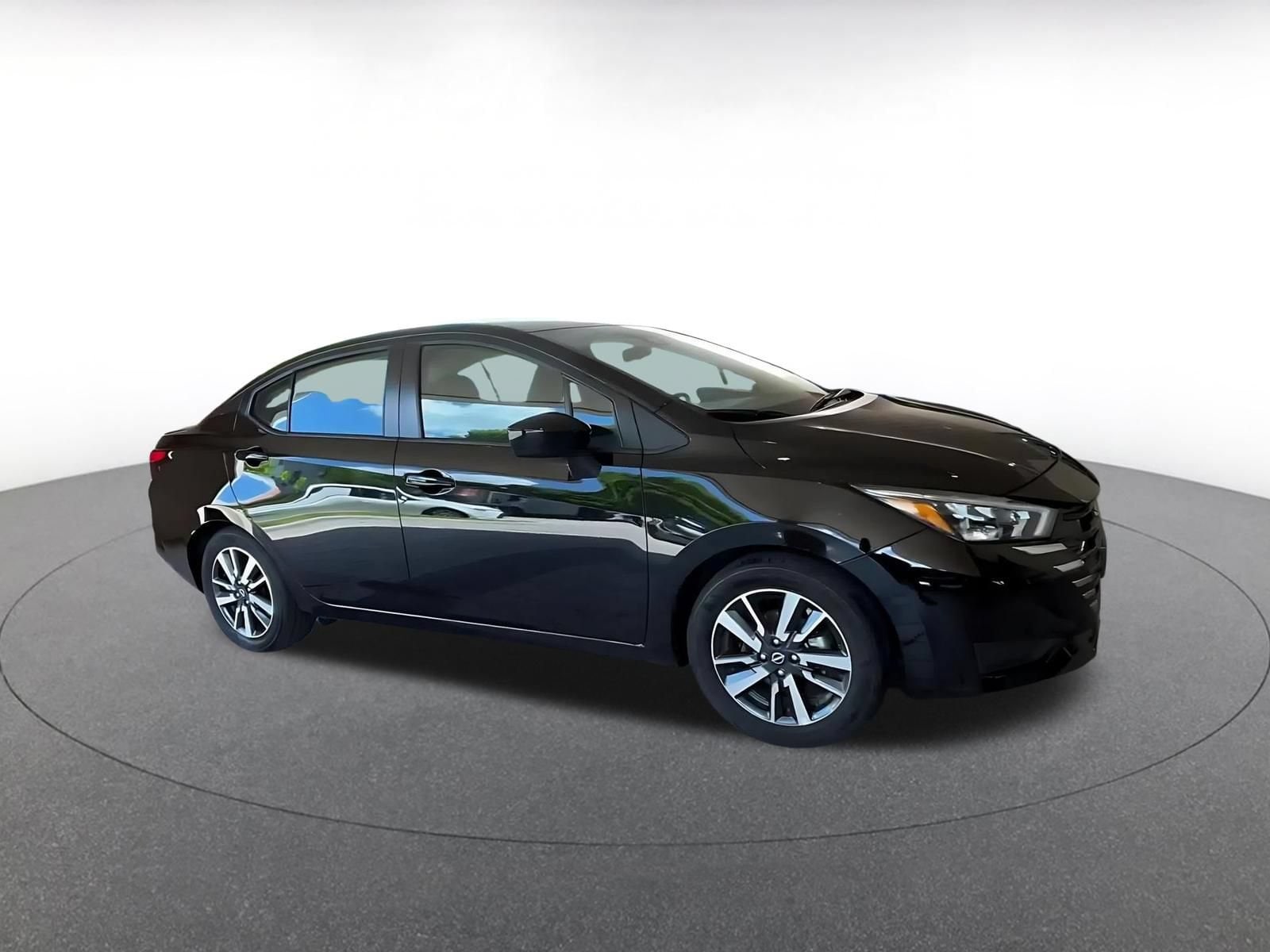 Thumbnail: 2025 Nissan Versa - 2