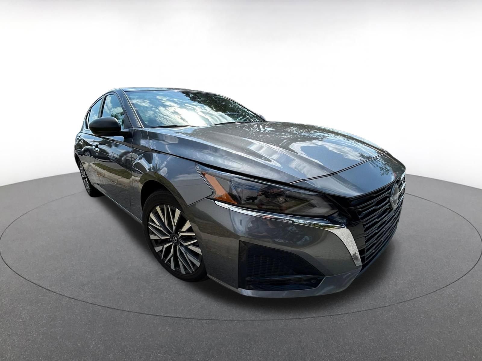 Thumbnail: 2025 Nissan Altima - 2