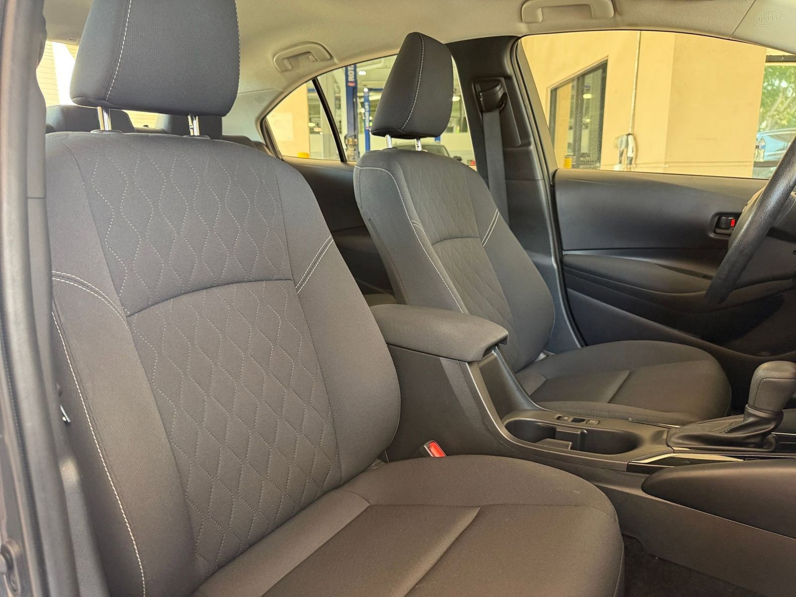 Thumbnail: 2025 Toyota Corolla - 30