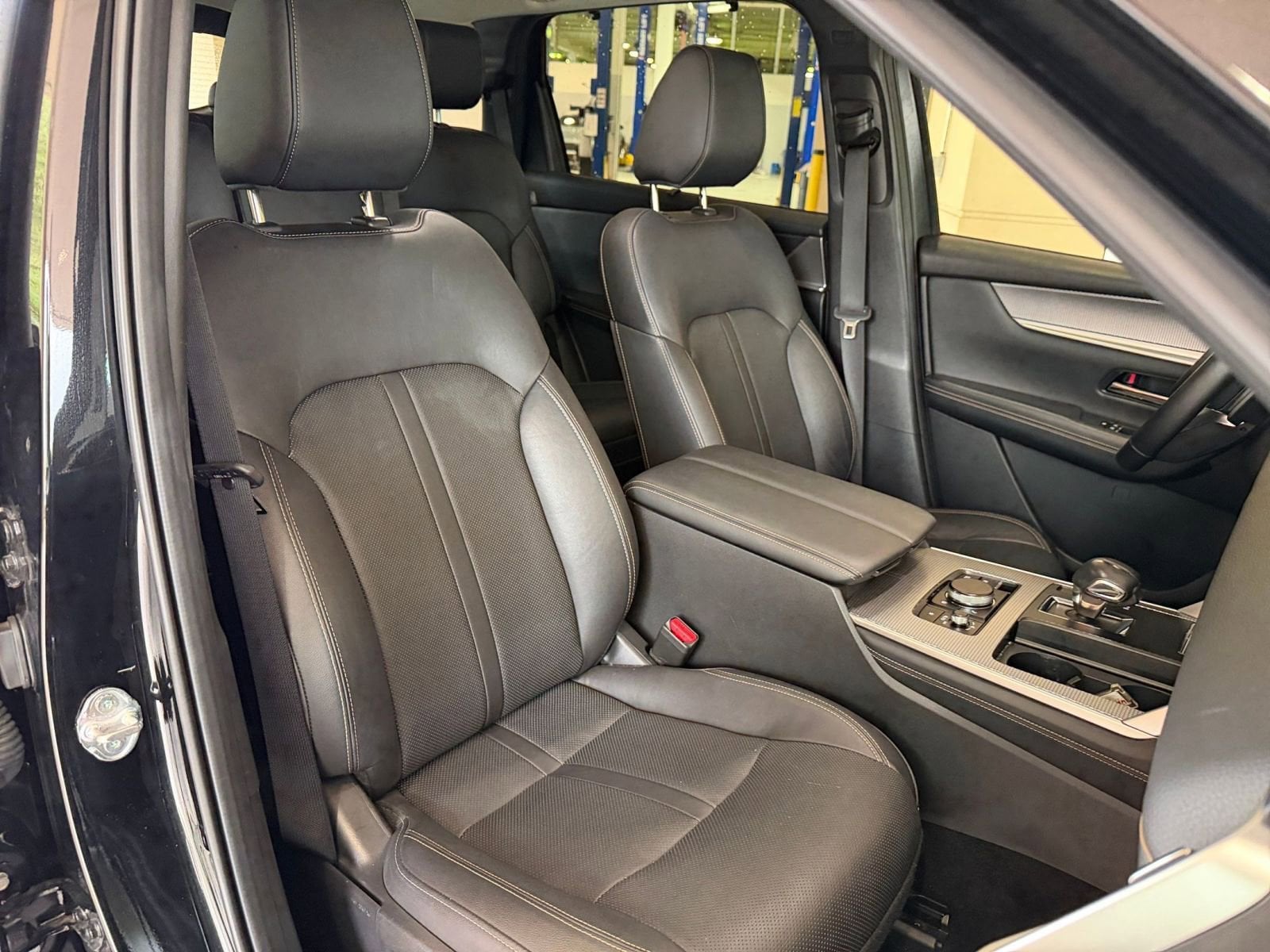 Thumbnail: 2025 Mazda CX-70 - 31