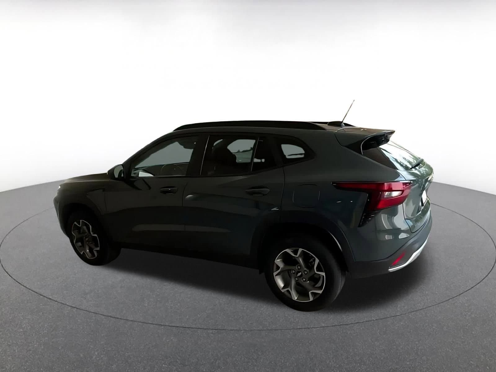 Thumbnail: 2025 Chevrolet Trax - 10