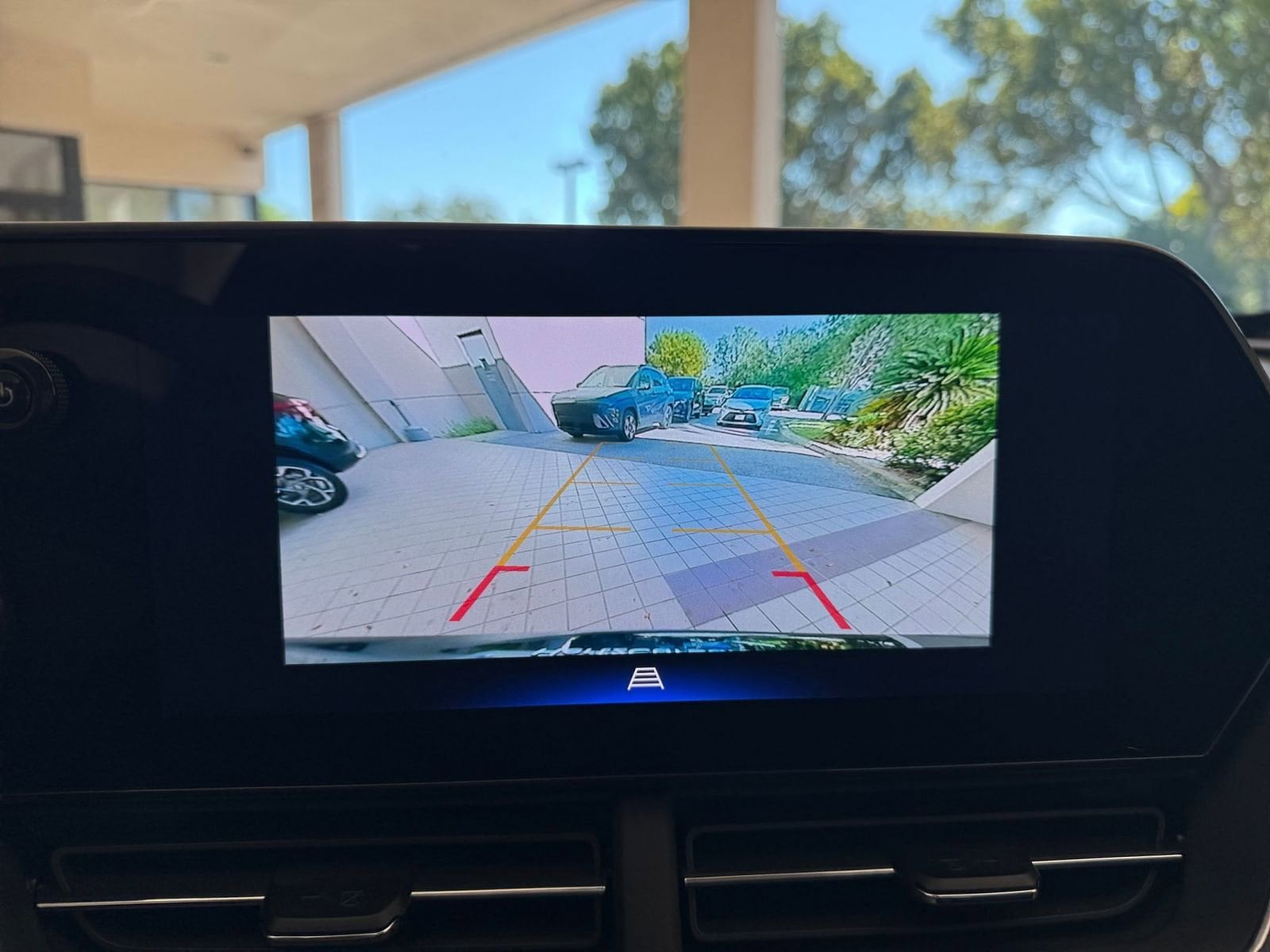 Thumbnail: 2025 Chevrolet Trax - 29