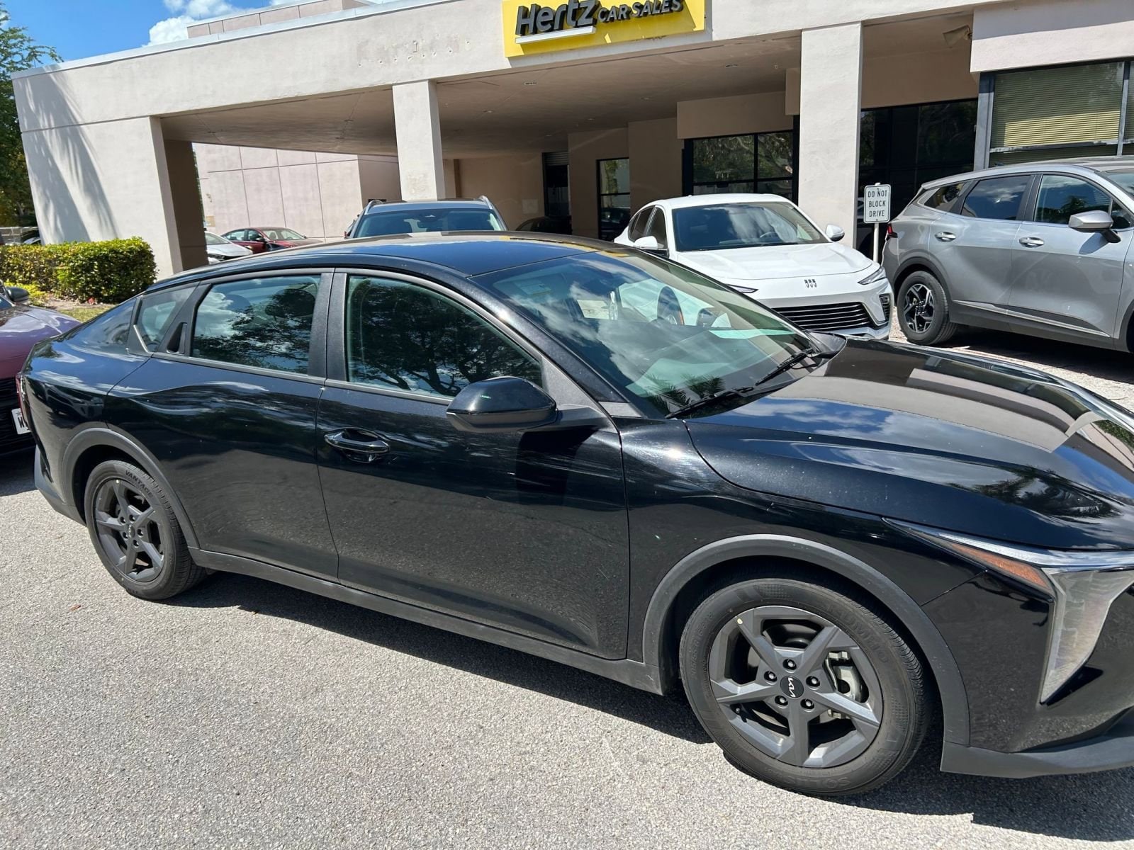 Thumbnail: 2025 Kia K4 - 3