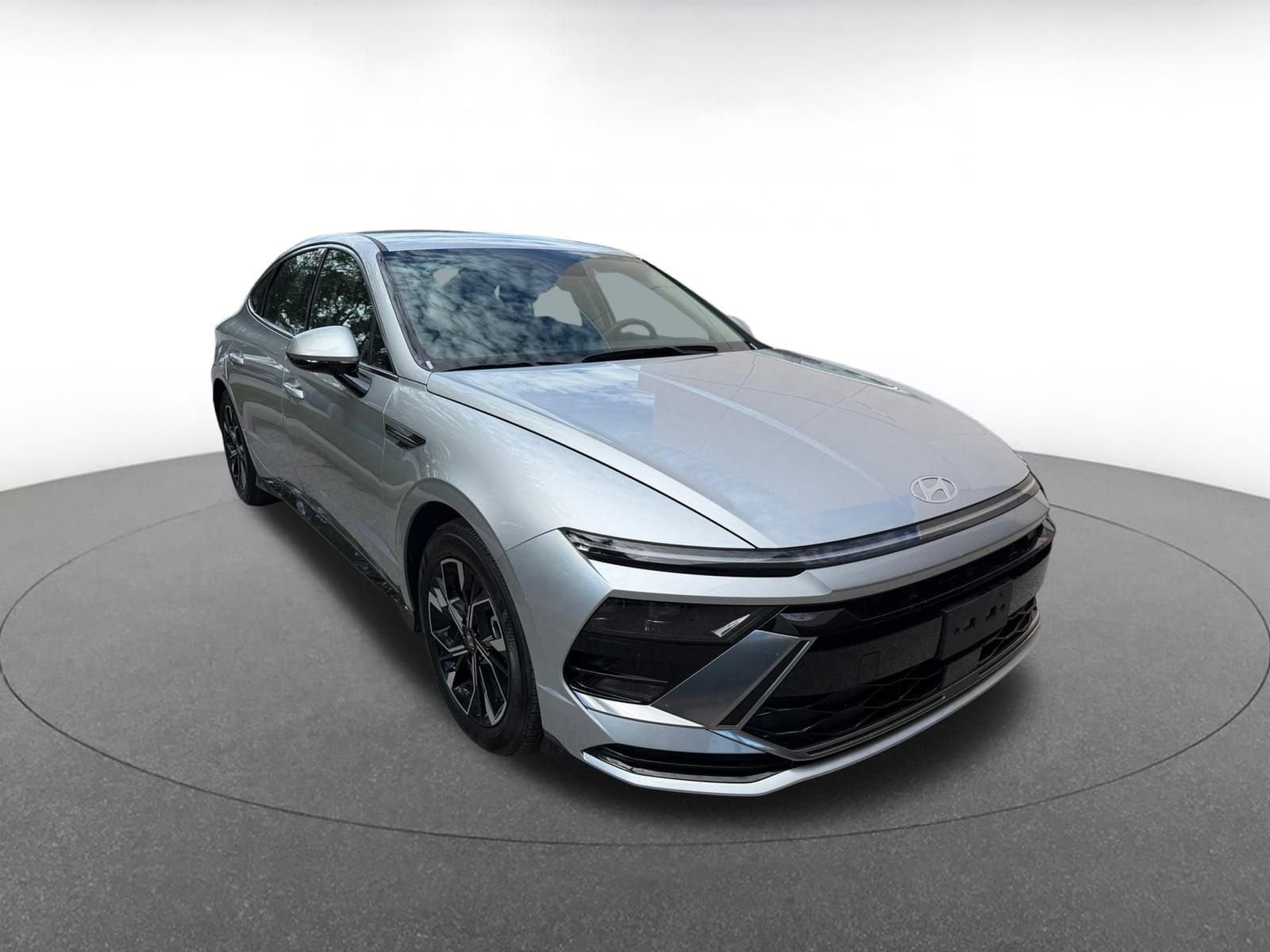 Thumbnail: 2025 Hyundai Sonata - 1