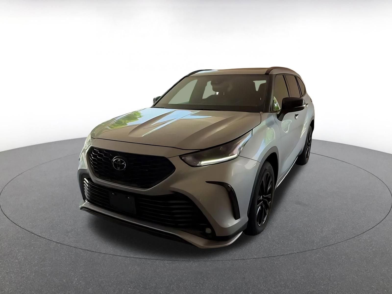 Thumbnail: 2025 Toyota Highlander - 4