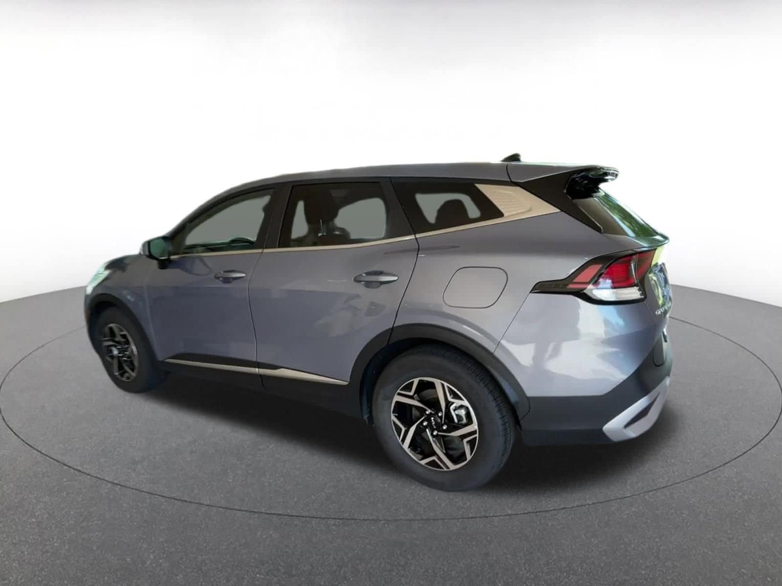 Thumbnail: 2025 Kia Sportage - 10