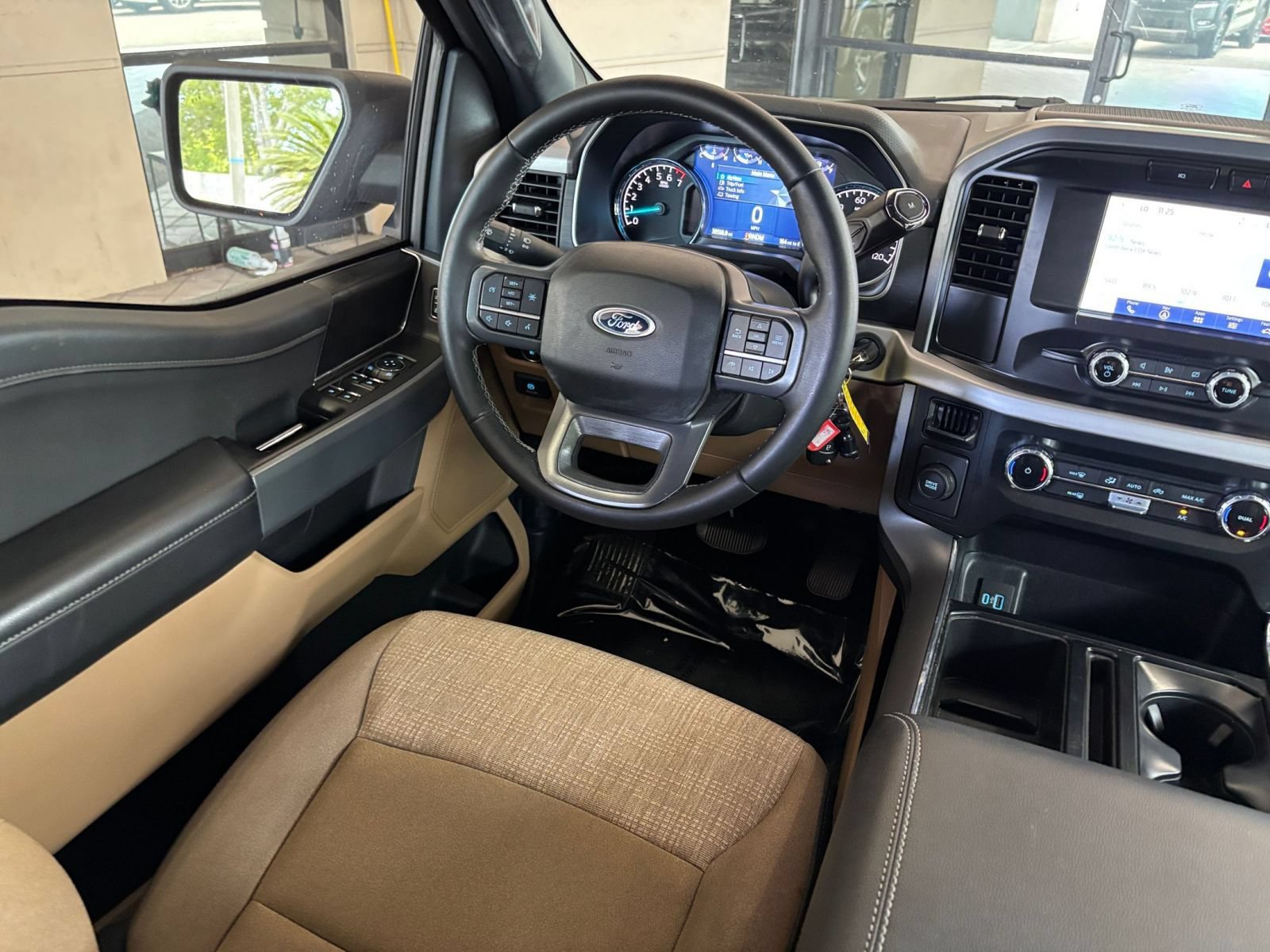 Thumbnail: 2023 Ford F-150 - 31