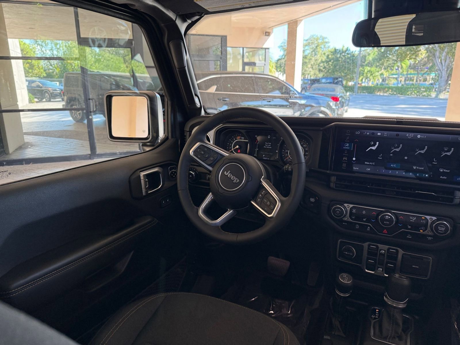 Thumbnail: 2025 Jeep Wrangler - 28