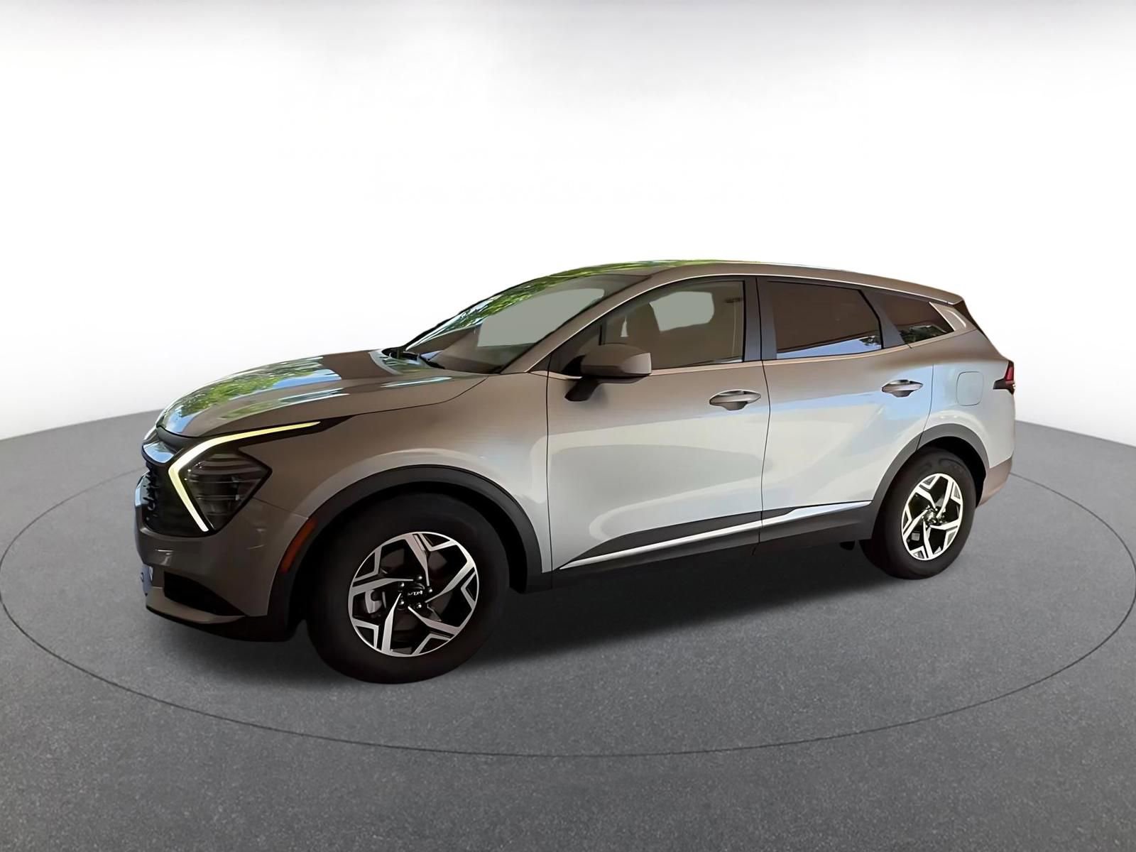 Thumbnail: 2025 Kia Sportage - 7