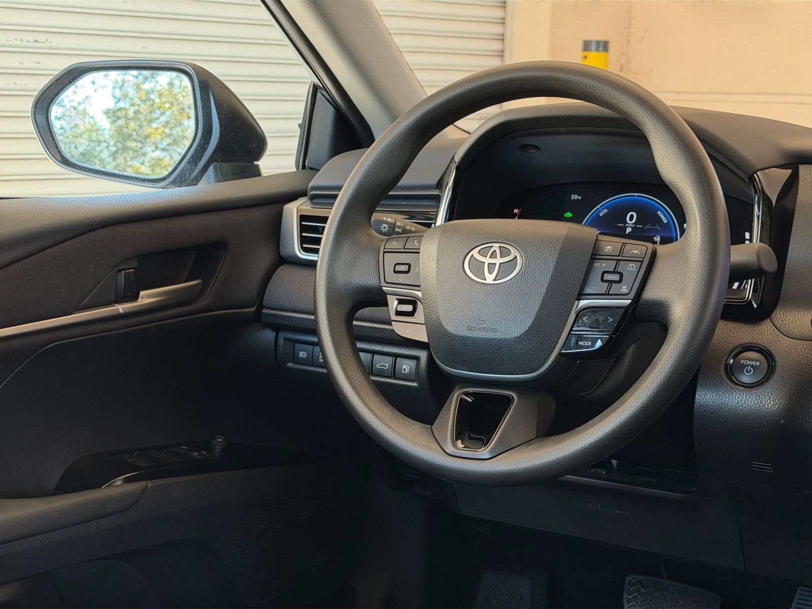 Thumbnail: 2025 Toyota Camry - 28