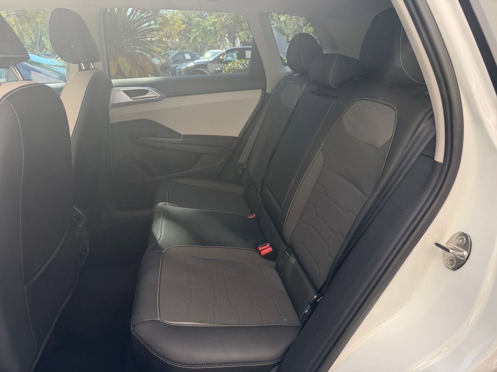 Thumbnail: 2025 Volkswagen Taos - 20