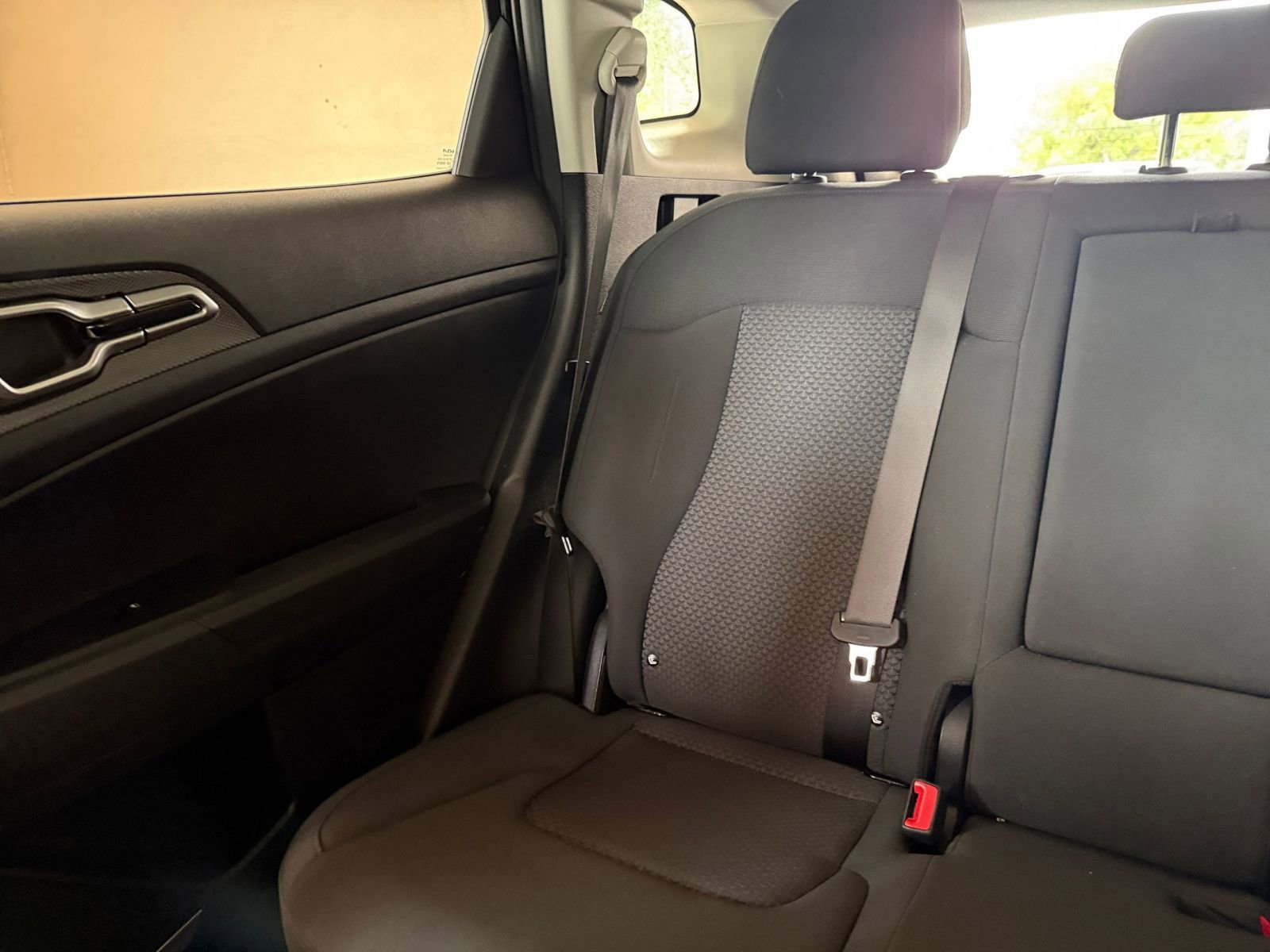 Thumbnail: 2025 Kia Sportage - 33