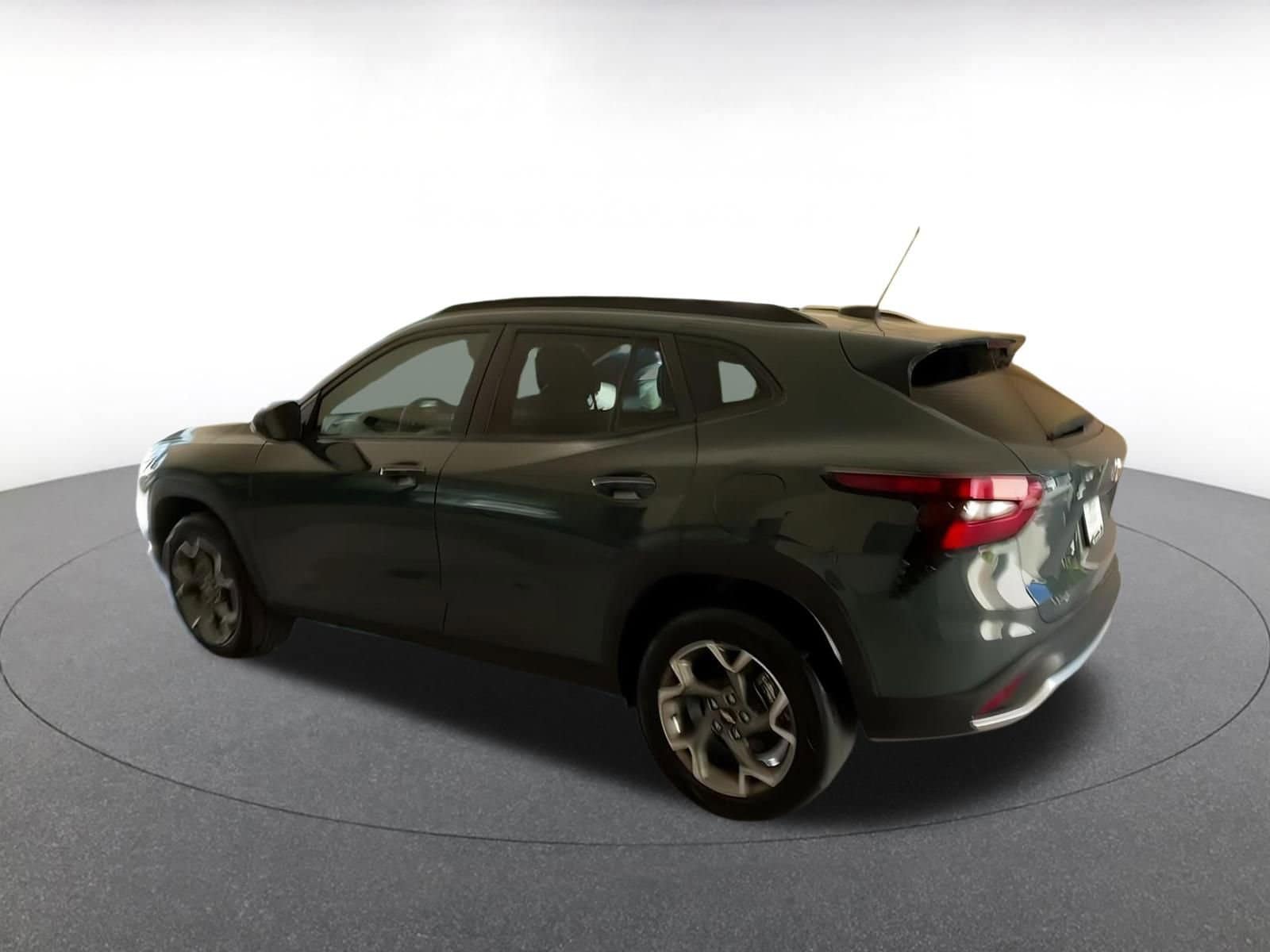 Thumbnail: 2025 Chevrolet Trax - 10