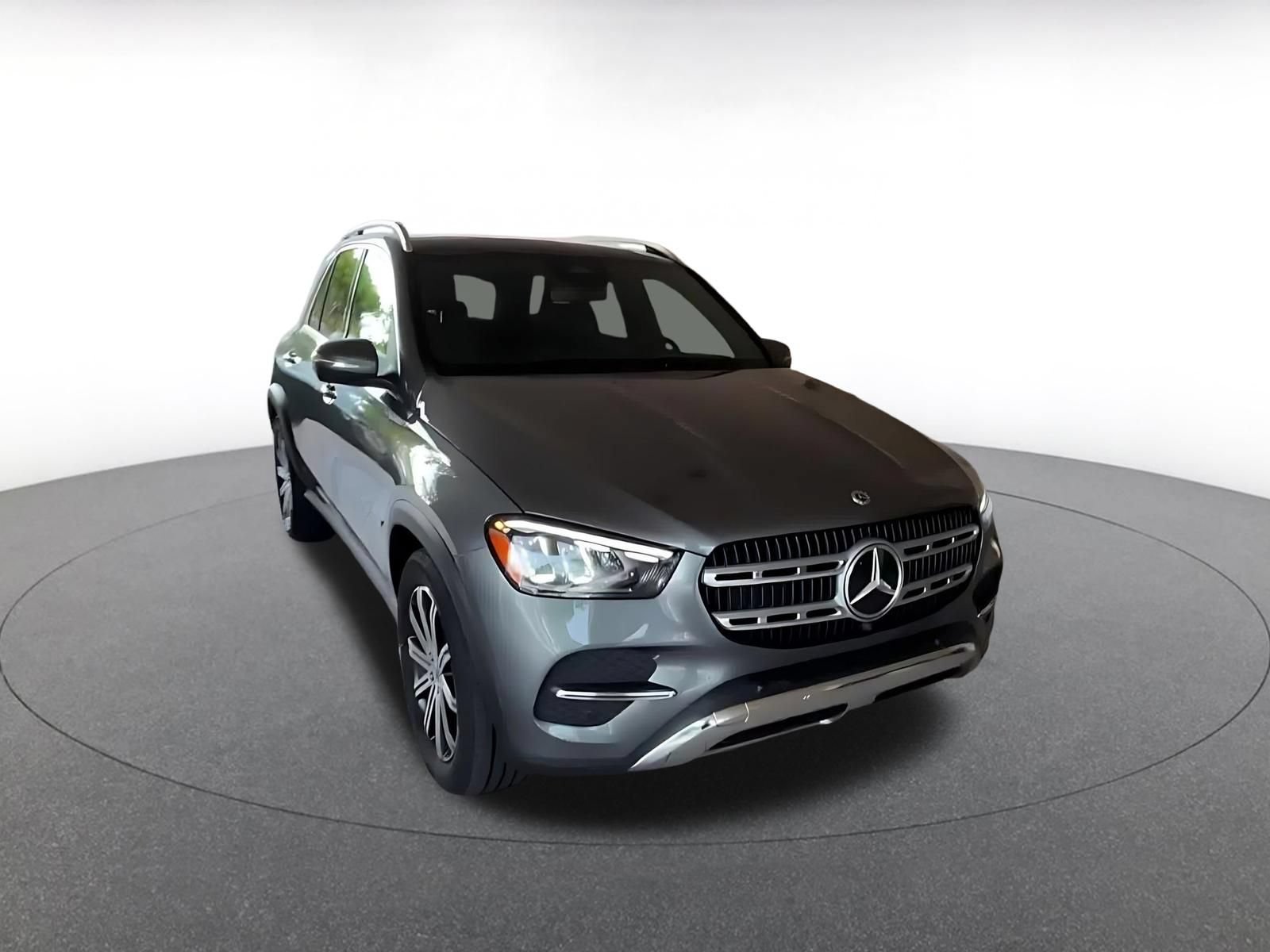 Thumbnail: 2026 Mercedes-Benz GLE - 3