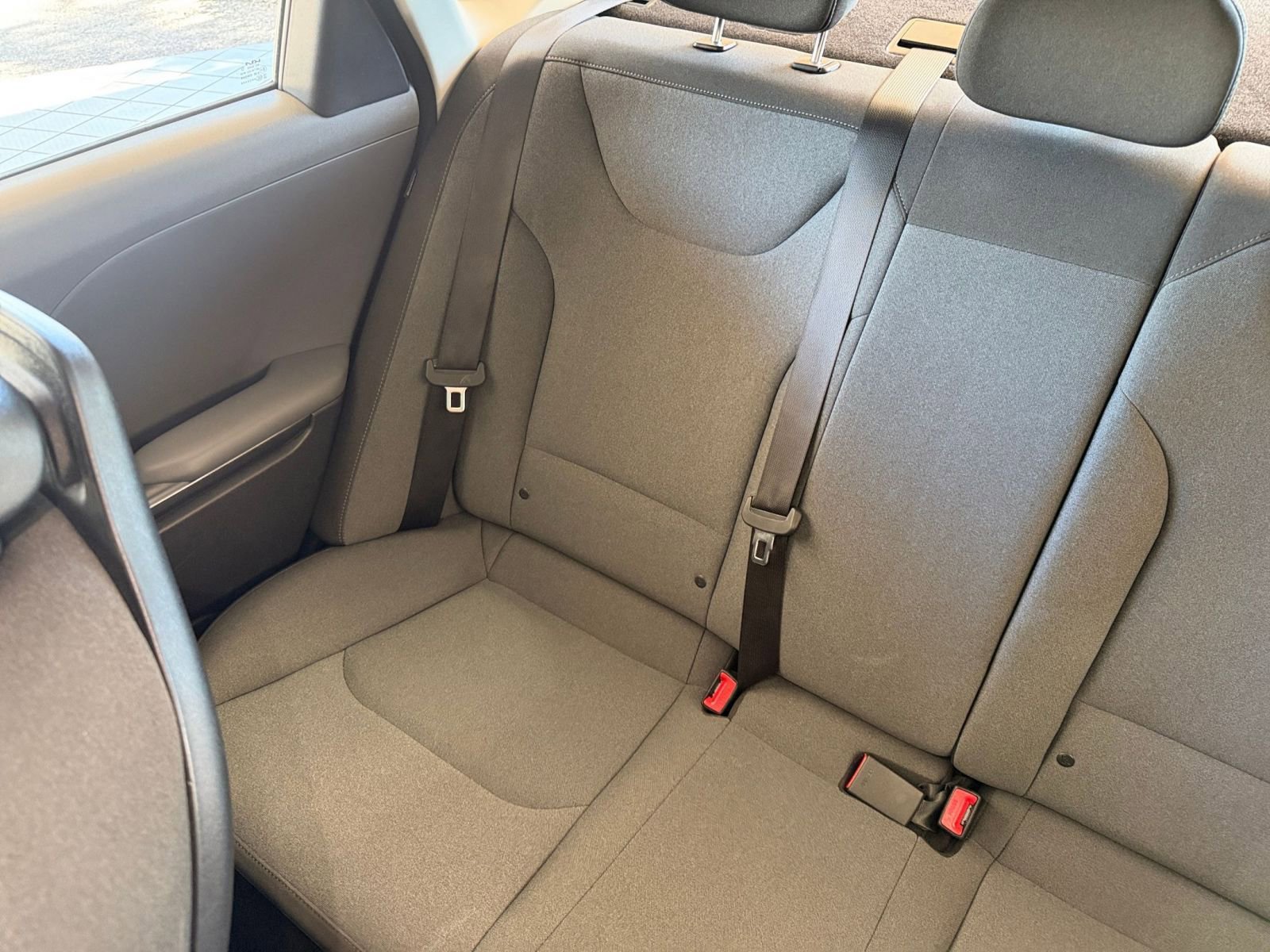 2025 Kia K4 LXS - Photo 38