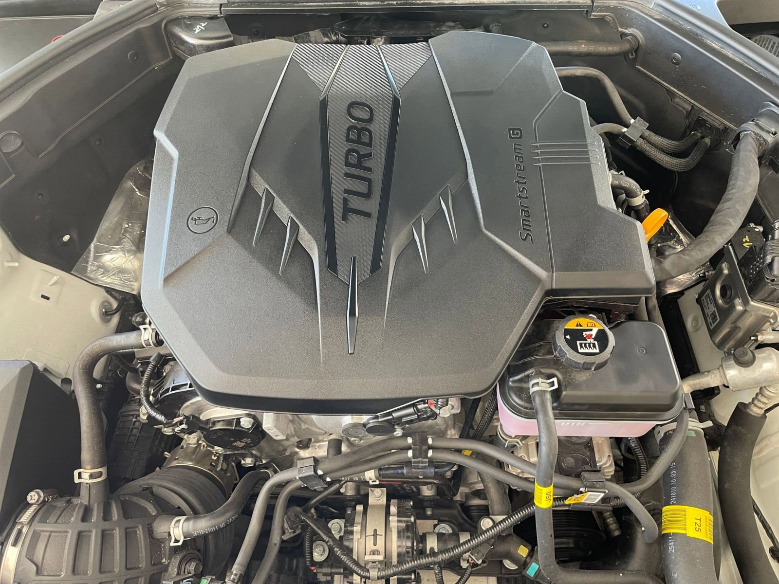 Thumbnail: 2025 Genesis G70 - 34