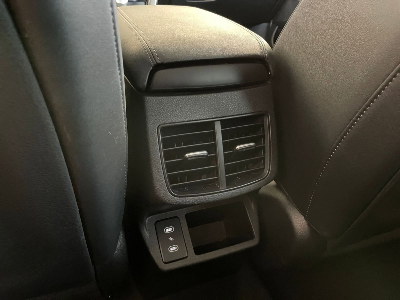 Thumbnail: 2025 Kia Seltos - 23