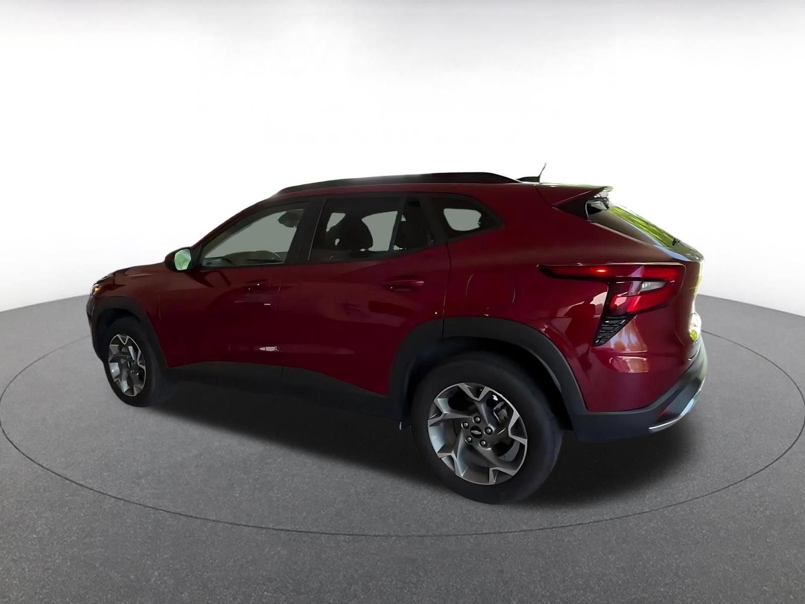 Thumbnail: 2025 Chevrolet Trax - 9