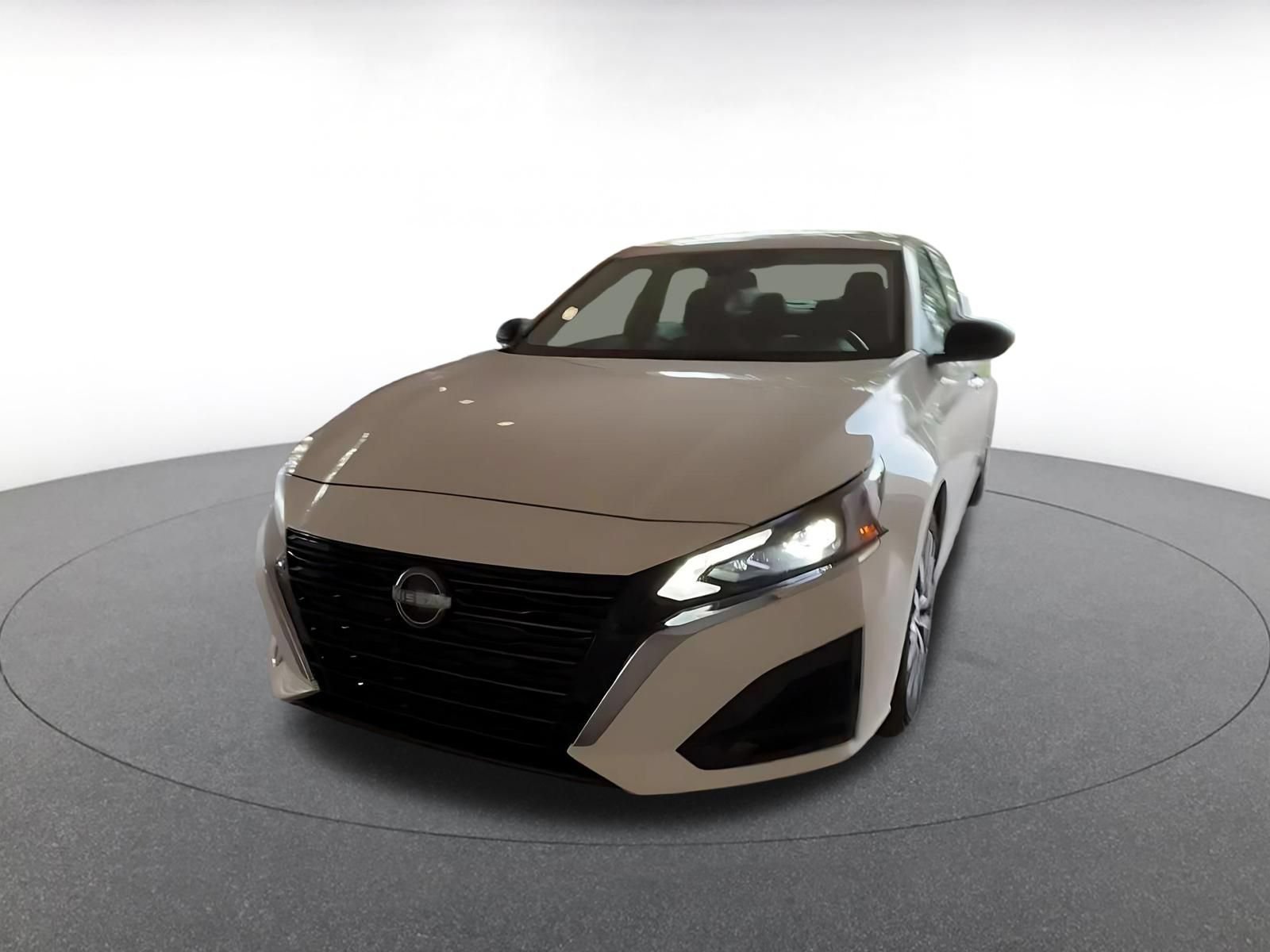 Thumbnail: 2025 Nissan Altima - 7