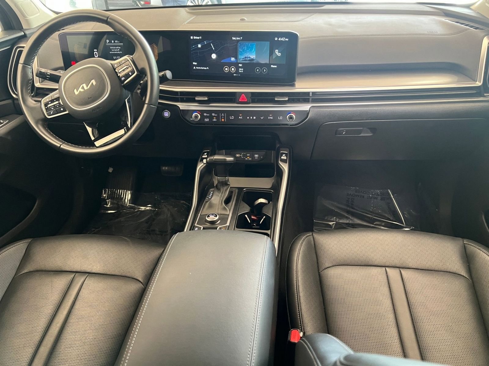 2024 Kia Sorento S 22